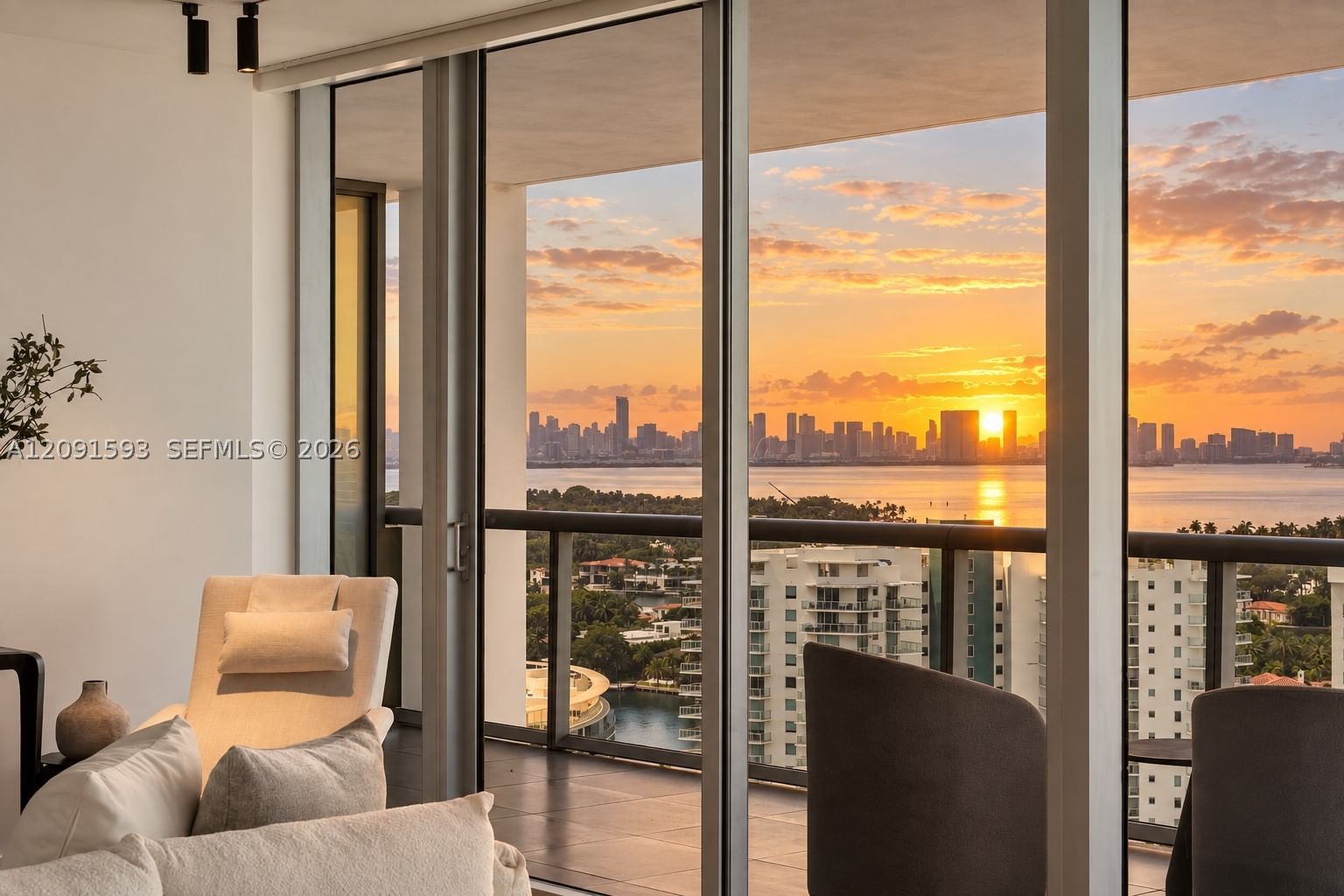 Real estate property located at 6799 Collins Ave LPH02, Miami-dade, South Carillon Beach Cond, Miami Beach, FL