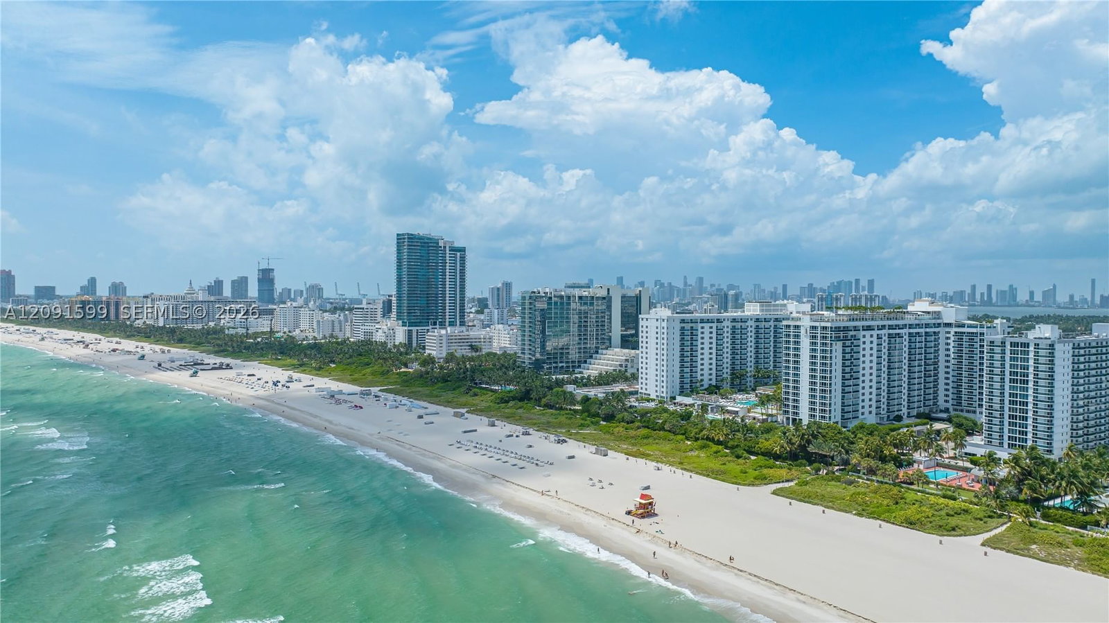 Real estate property located at 2301 Collins Ave #318, Miami-dade, Roney Palace Condo, Miami Beach, FL