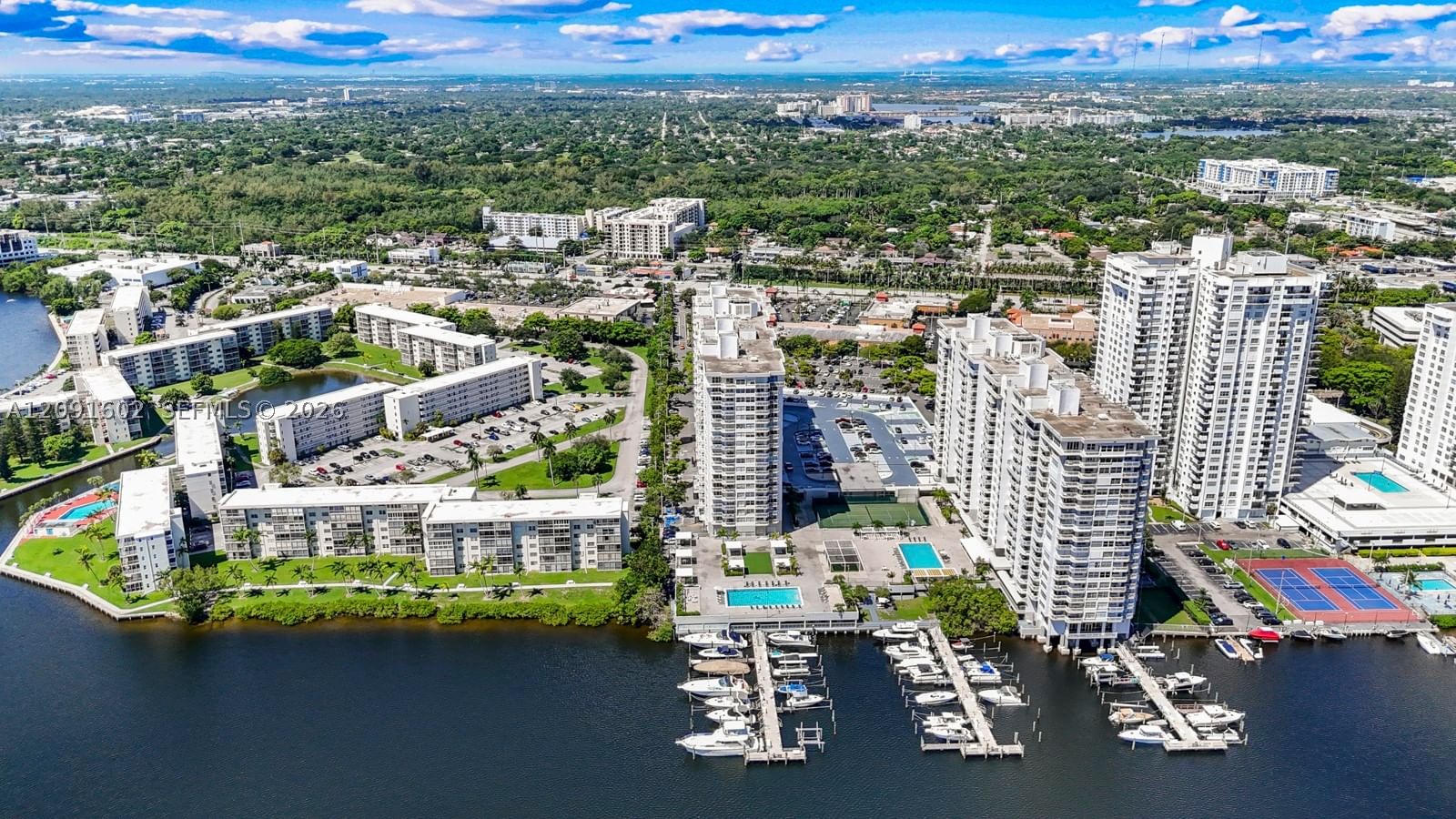 Real estate property located at 18021 Biscayne Blvd #1102, Miami-dade, Del Prado Marina, Aventura, FL