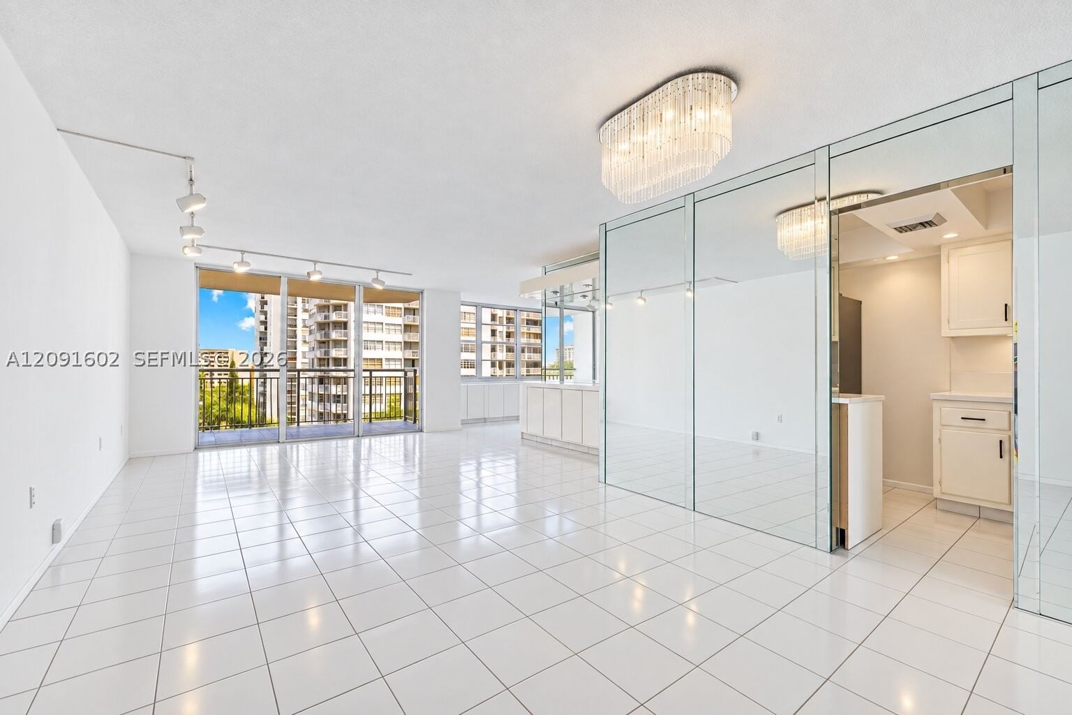 Real estate property located at 18021 Biscayne Blvd #1102, Miami-dade, Del Prado Marina, Aventura, FL
