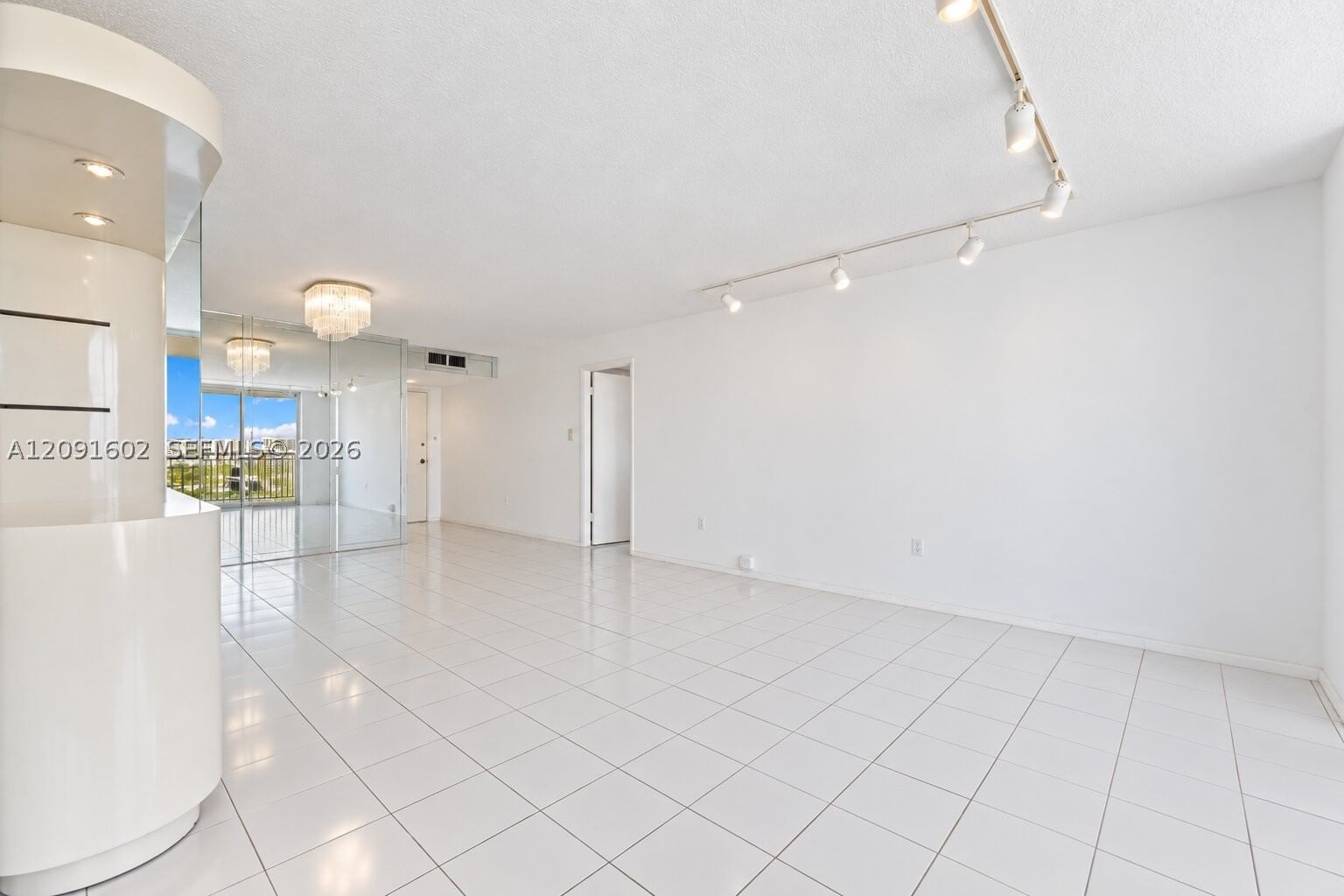 Real estate property located at 18021 Biscayne Blvd #1102, Miami-dade, Del Prado Marina, Aventura, FL