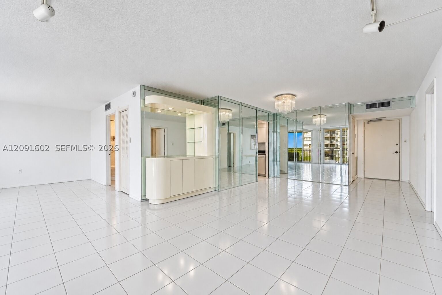 Real estate property located at 18021 Biscayne Blvd #1102, Miami-dade, Del Prado Marina, Aventura, FL