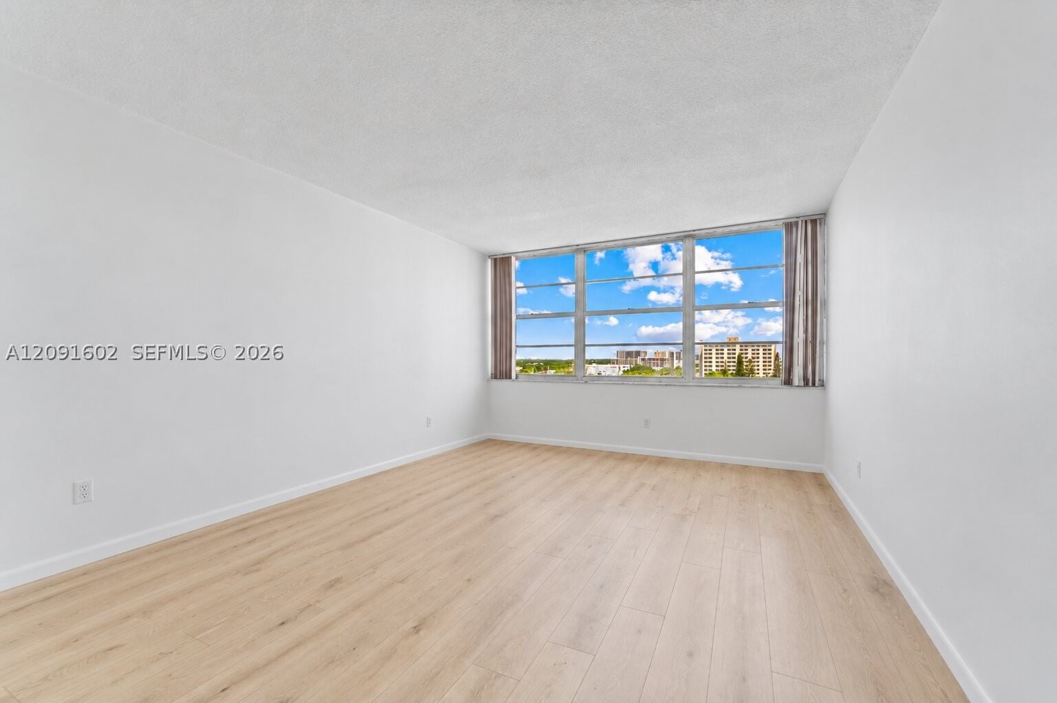 Real estate property located at 18021 Biscayne Blvd #1102, Miami-dade, Del Prado Marina, Aventura, FL