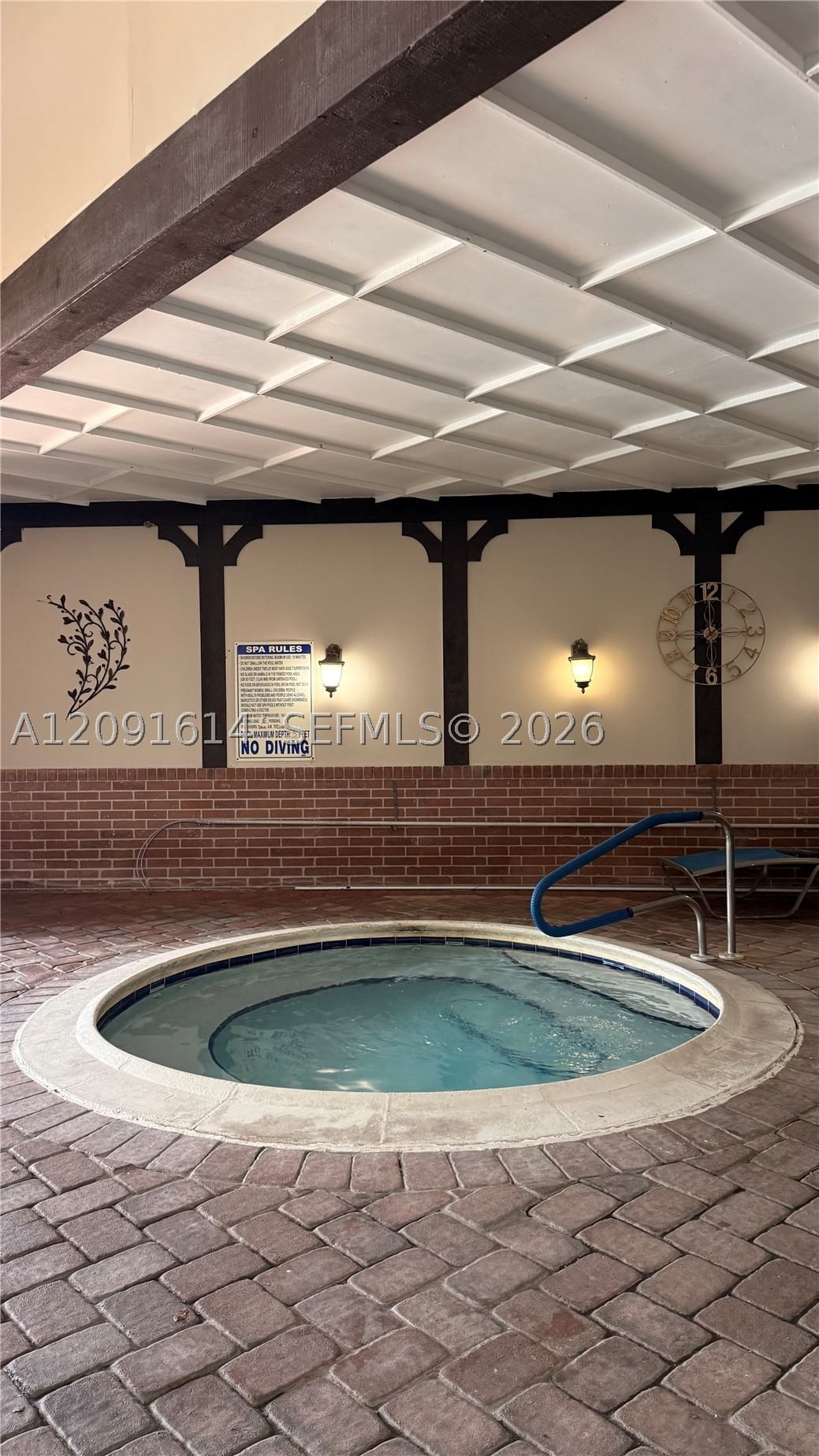 Real estate property located at 3720 Inverrary Dr #1W, Broward, International Village At, Lauderhill, FL
