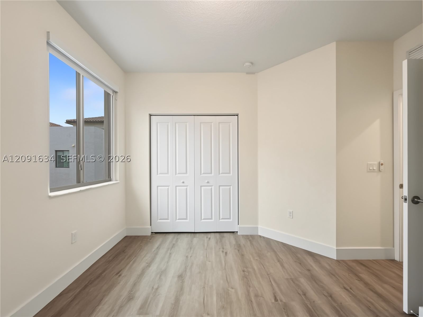 Real estate property located at 4278 82nd Ave, Miami-dade, Downtown Doral South Phas, Doral, FL