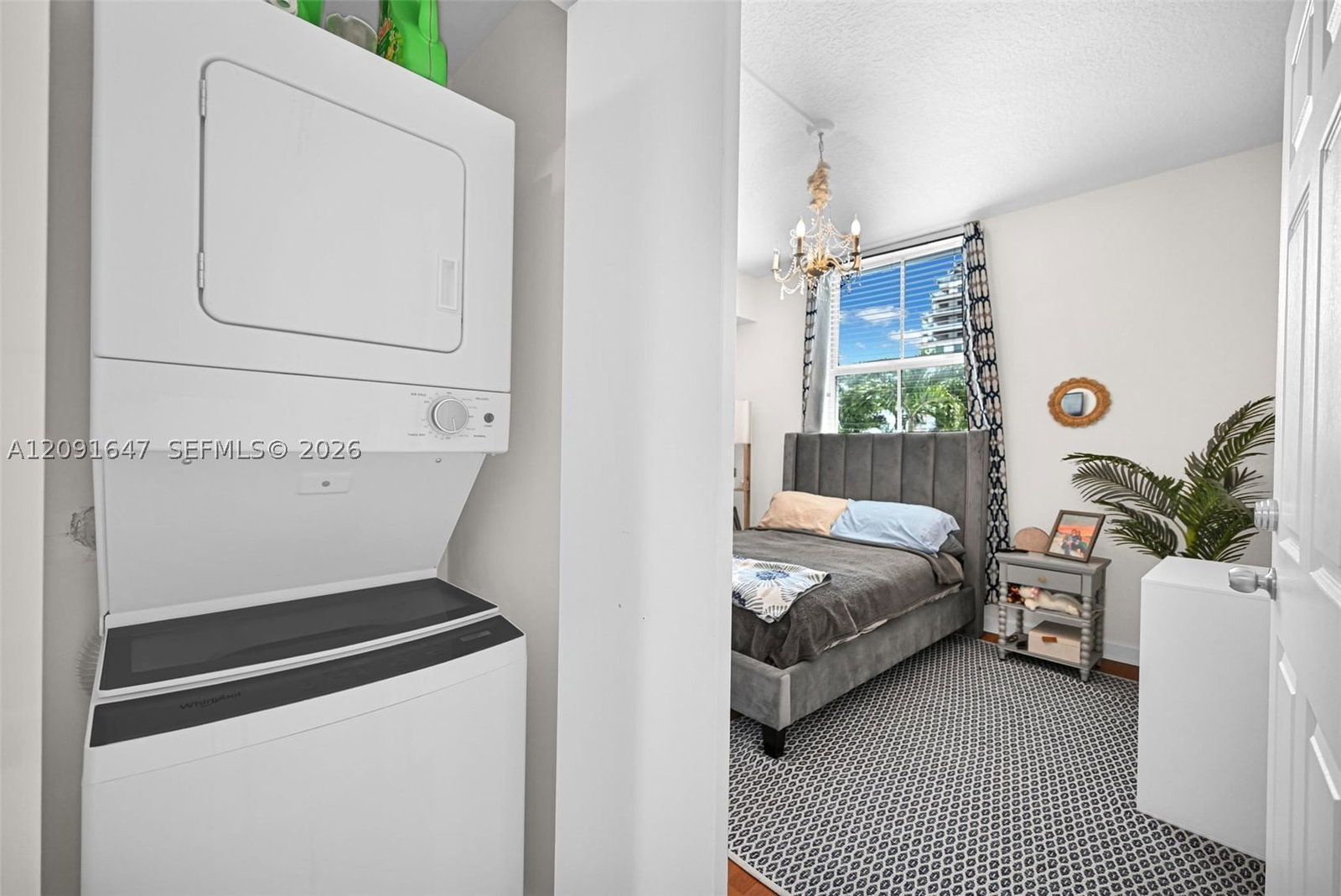 Real estate property located at 357 Almeria Ave #606, Miami-dade, Gables Park Tower, Coral Gables, FL