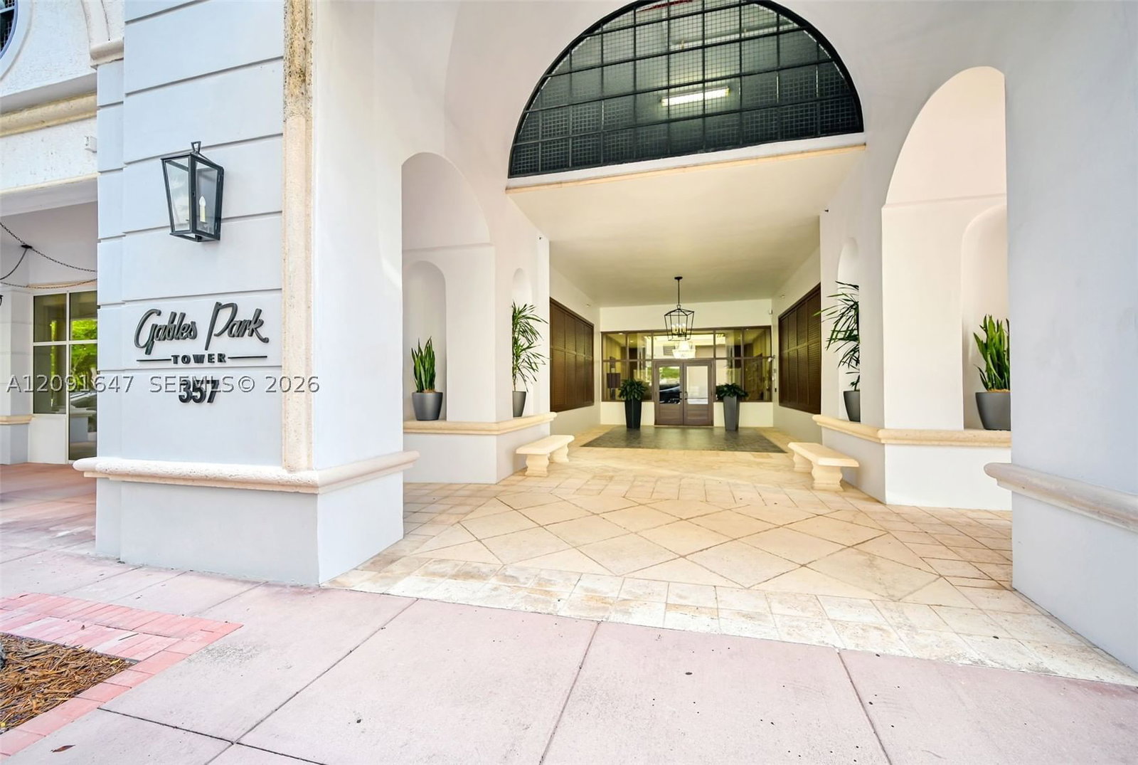 Real estate property located at 357 Almeria Ave #606, Miami-dade, Gables Park Tower, Coral Gables, FL