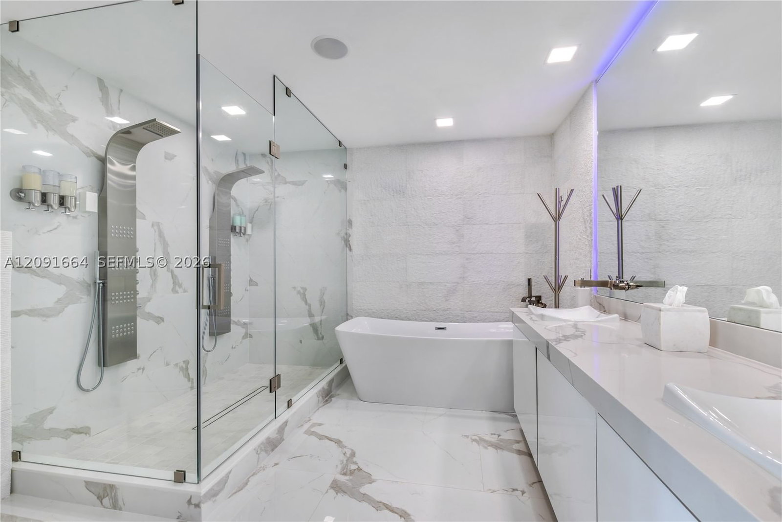 Real estate property located at 20501 22nd Pl, Miami-dade, Highland Oak Gardens Sec, Miami, FL