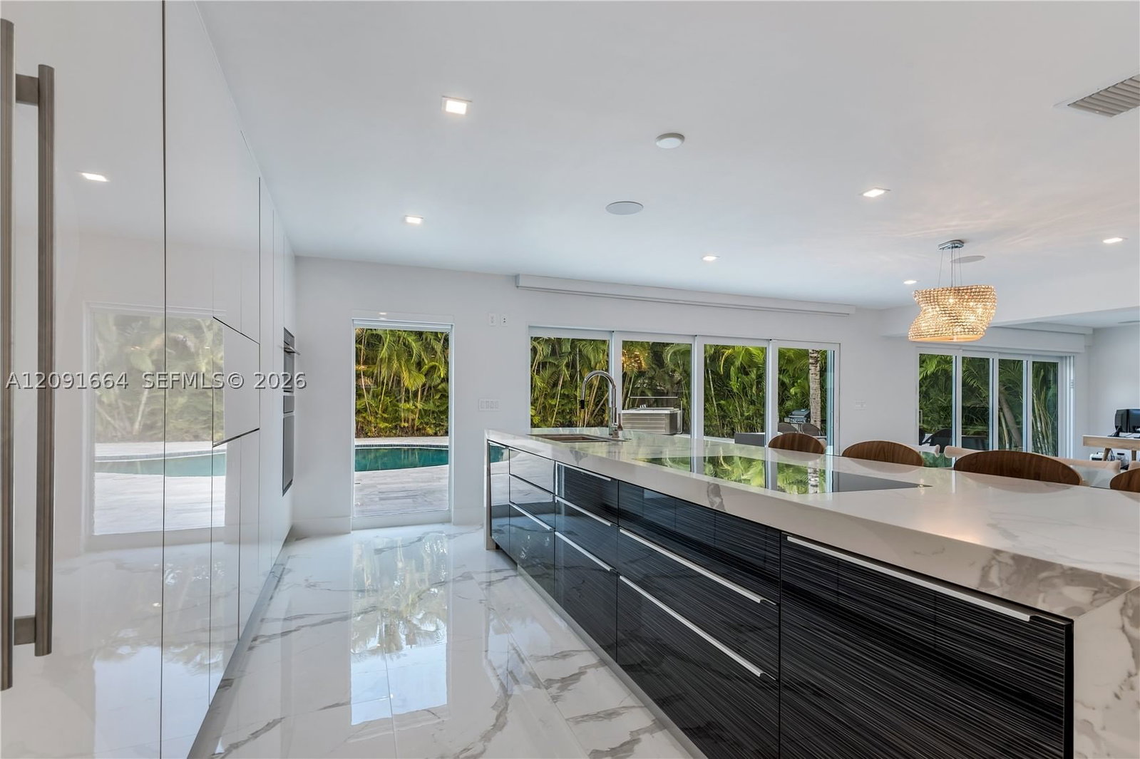 Real estate property located at 20501 22nd Pl, Miami-dade, Highland Oak Gardens Sec, Miami, FL