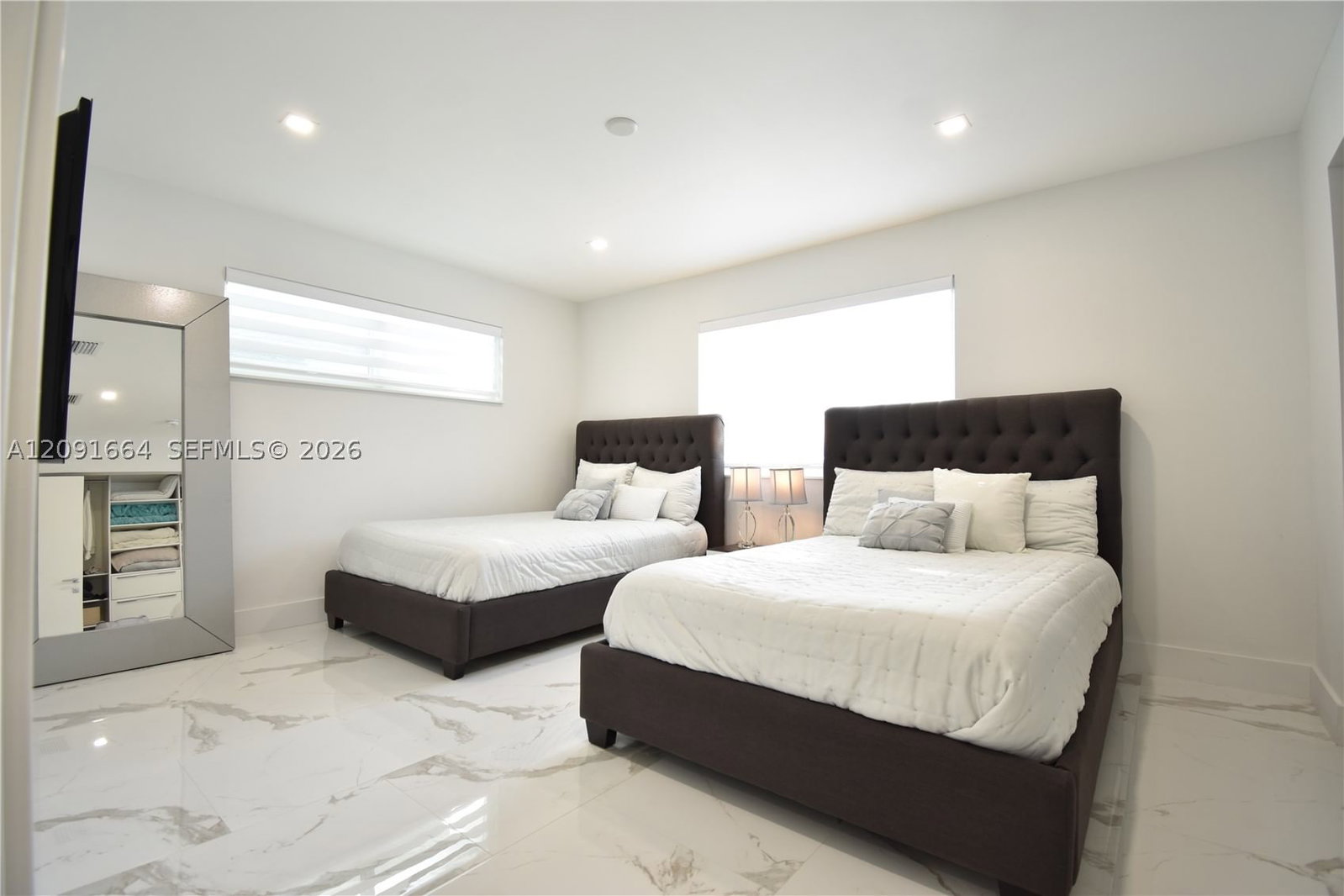 Real estate property located at 20501 22nd Pl, Miami-dade, Highland Oak Gardens Sec, Miami, FL