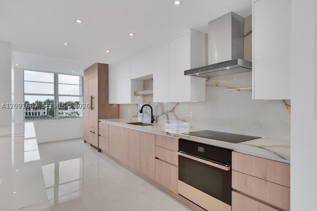 Real estate property located at , Miami-dade, Ashley Apartments Condomi, Miami Beach, FL