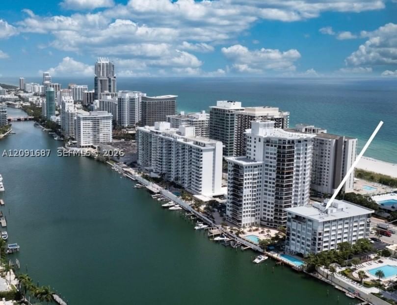 Real estate property located at , Miami-dade, Ashley Apartments Condomi, Miami Beach, FL