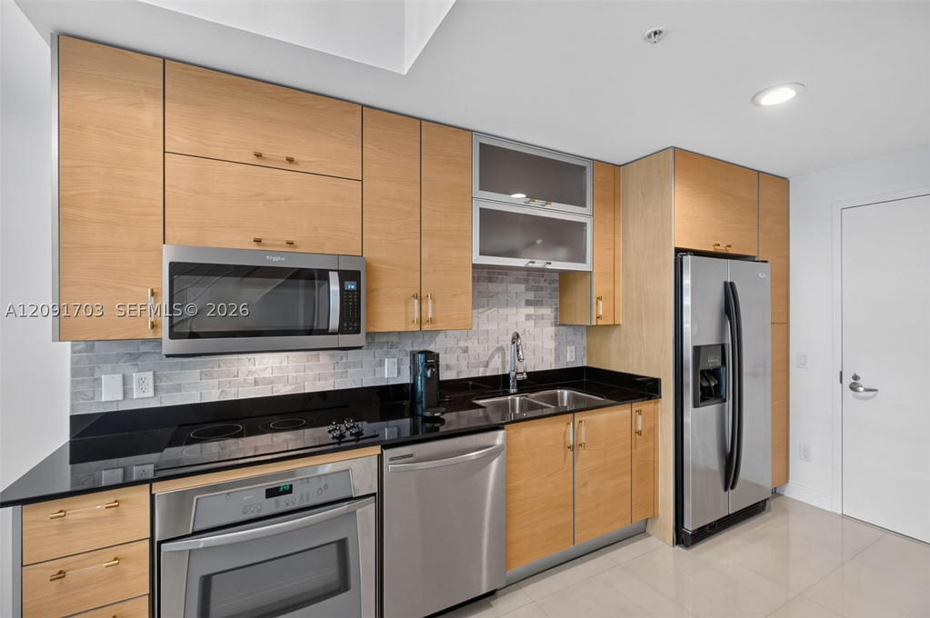 Real estate property located at 60 13th St #3414, Miami-dade, Infinity At Brickell Condo, Miami, FL