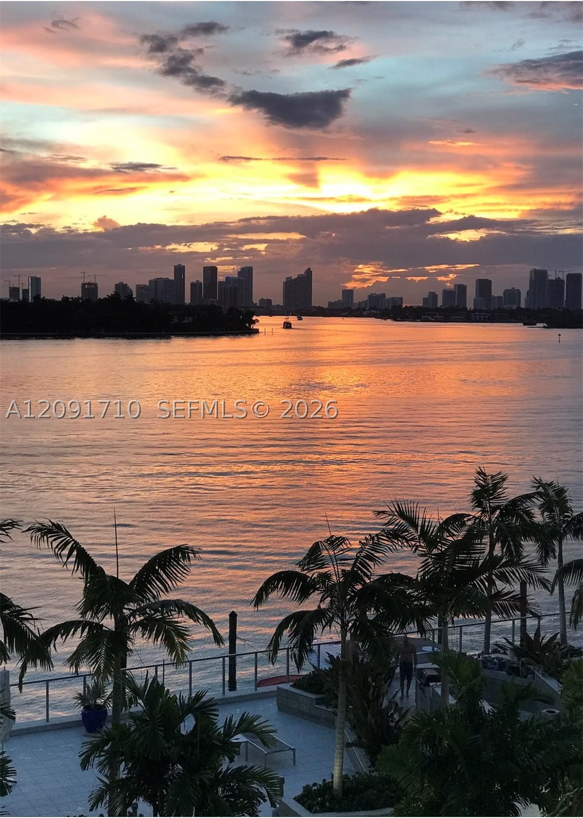 Real estate property located at 800 West Ave #525, Miami-dade, South Bay Club Condo, Miami Beach, FL