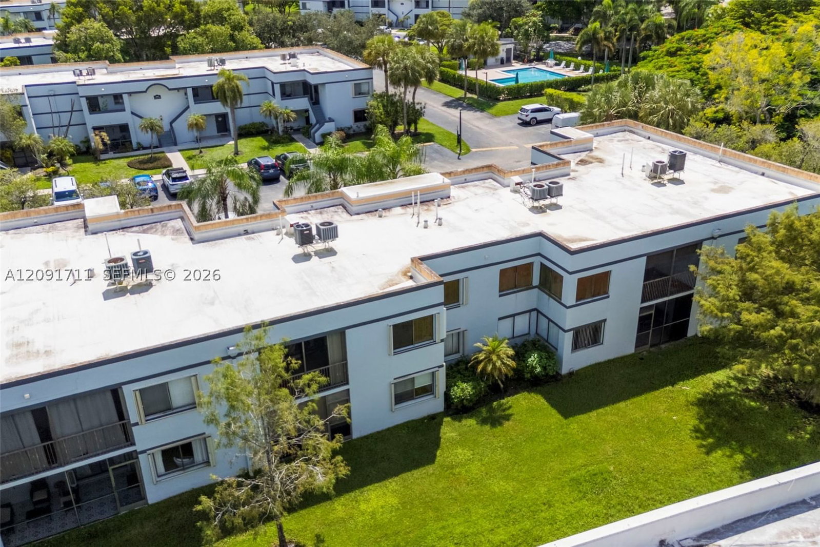Real estate property located at 161 Lakeview Dr #202, Broward, Racquet Club Village Apar, Weston, FL