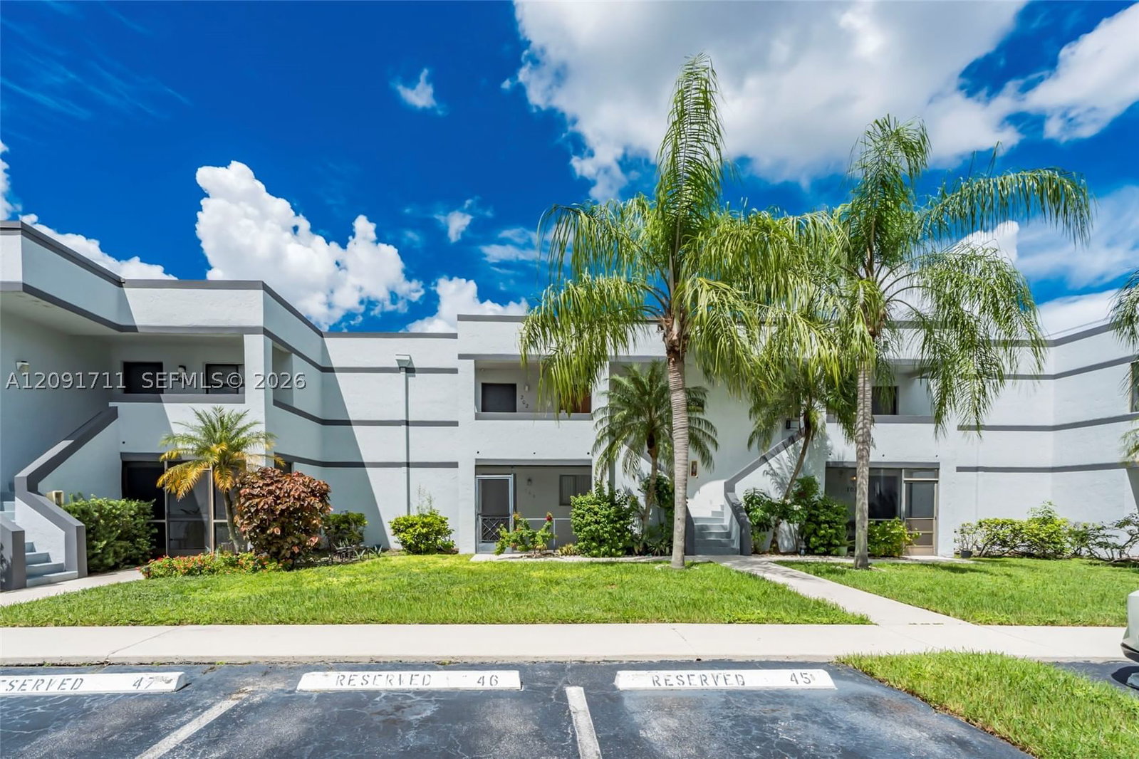 Real estate property located at 161 Lakeview Dr #202, Broward, Racquet Club Village Apar, Weston, FL