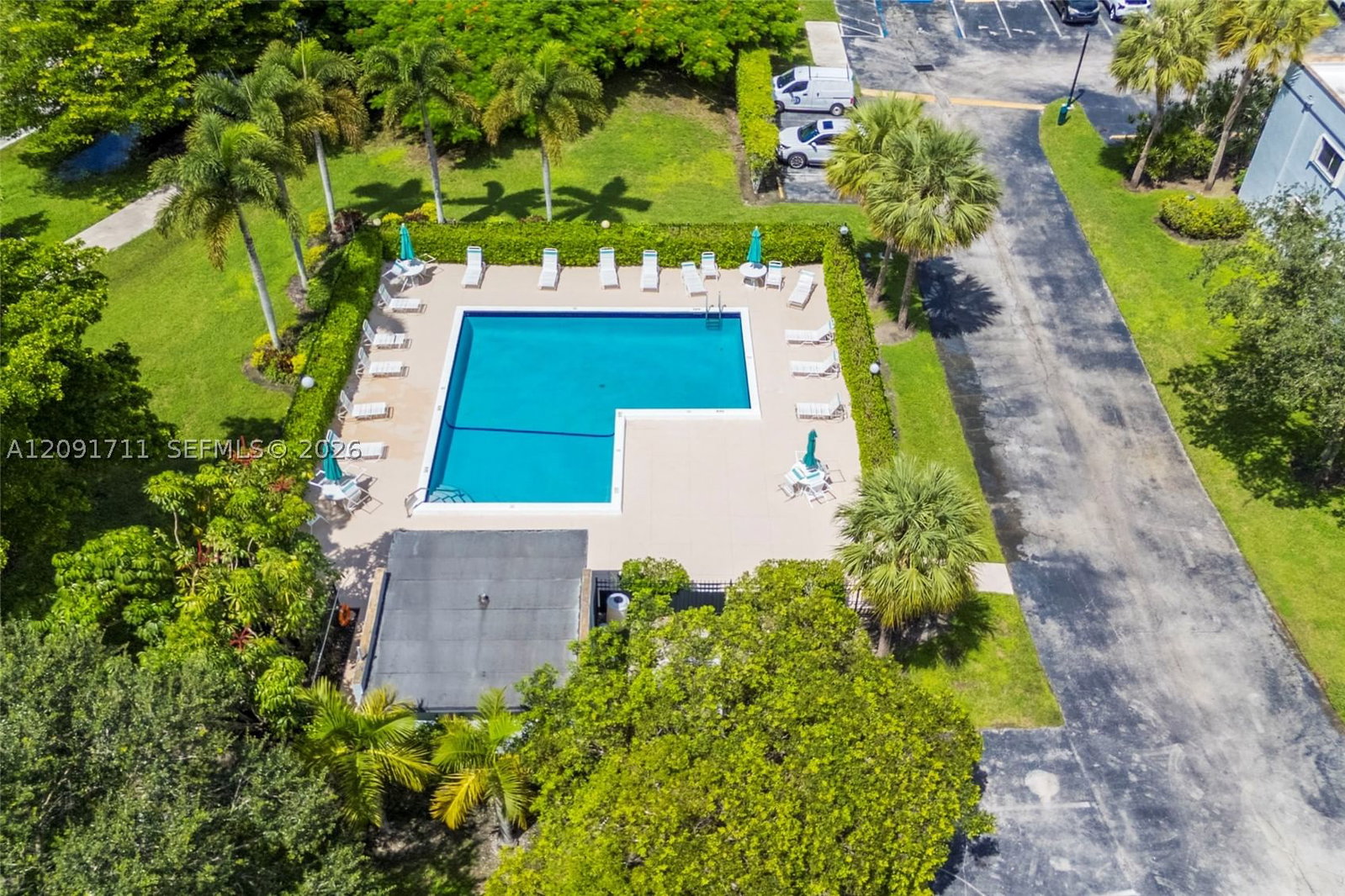 Real estate property located at 161 Lakeview Dr #202, Broward, Racquet Club Village Apar, Weston, FL