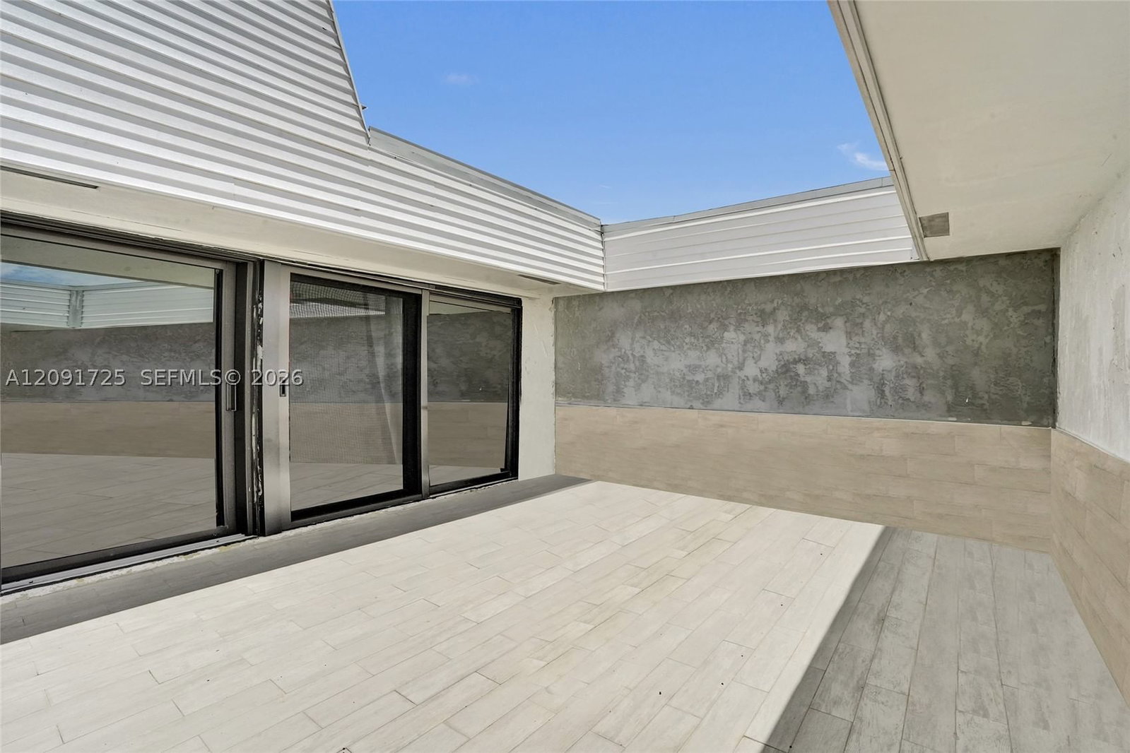 Real estate property located at 5704 Coco Palm Dr, Broward, Woodlands Sec Seven, Tamarac, FL