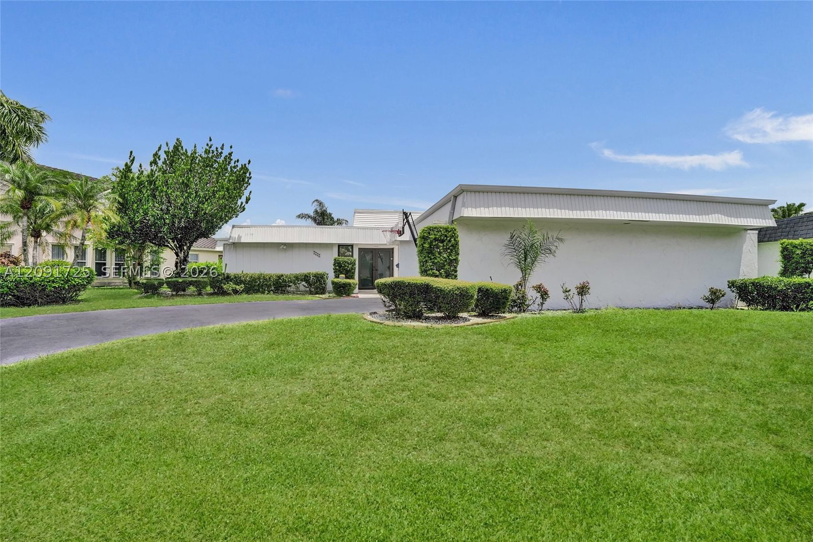 Real estate property located at 5704 Coco Palm Dr, Broward, Woodlands Sec Seven, Tamarac, FL
