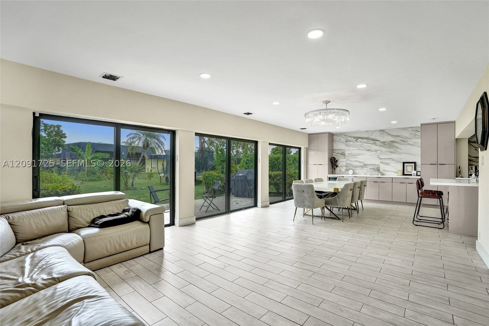 Real estate property located at 5704 Coco Palm Dr, Broward, Woodlands Sec Seven, Tamarac, FL