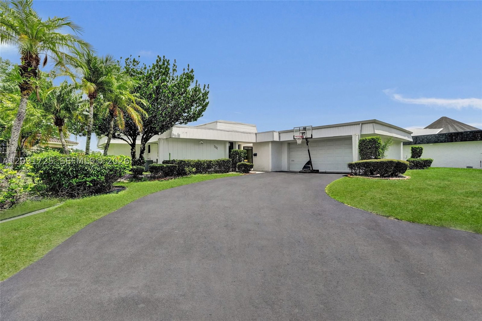 Real estate property located at 5704 Coco Palm Dr, Broward, Woodlands Sec Seven, Tamarac, FL
