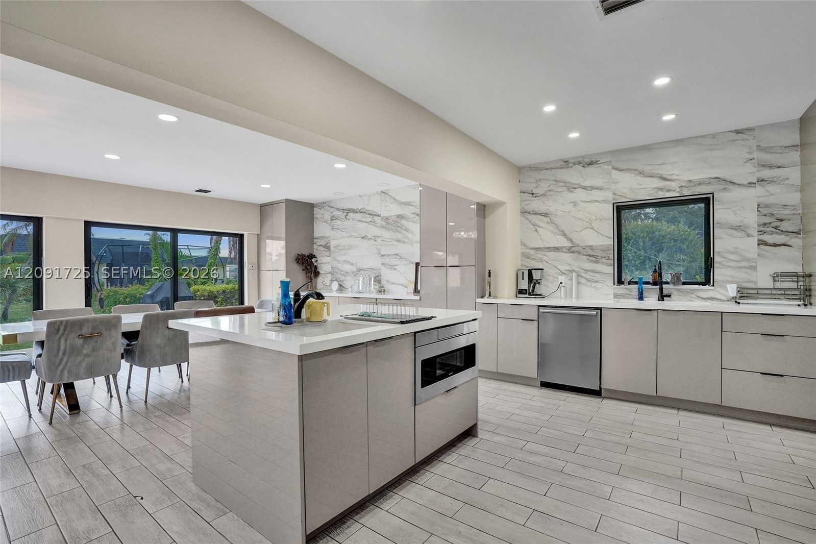 Real estate property located at 5704 Coco Palm Dr, Broward, Woodlands Sec Seven, Tamarac, FL