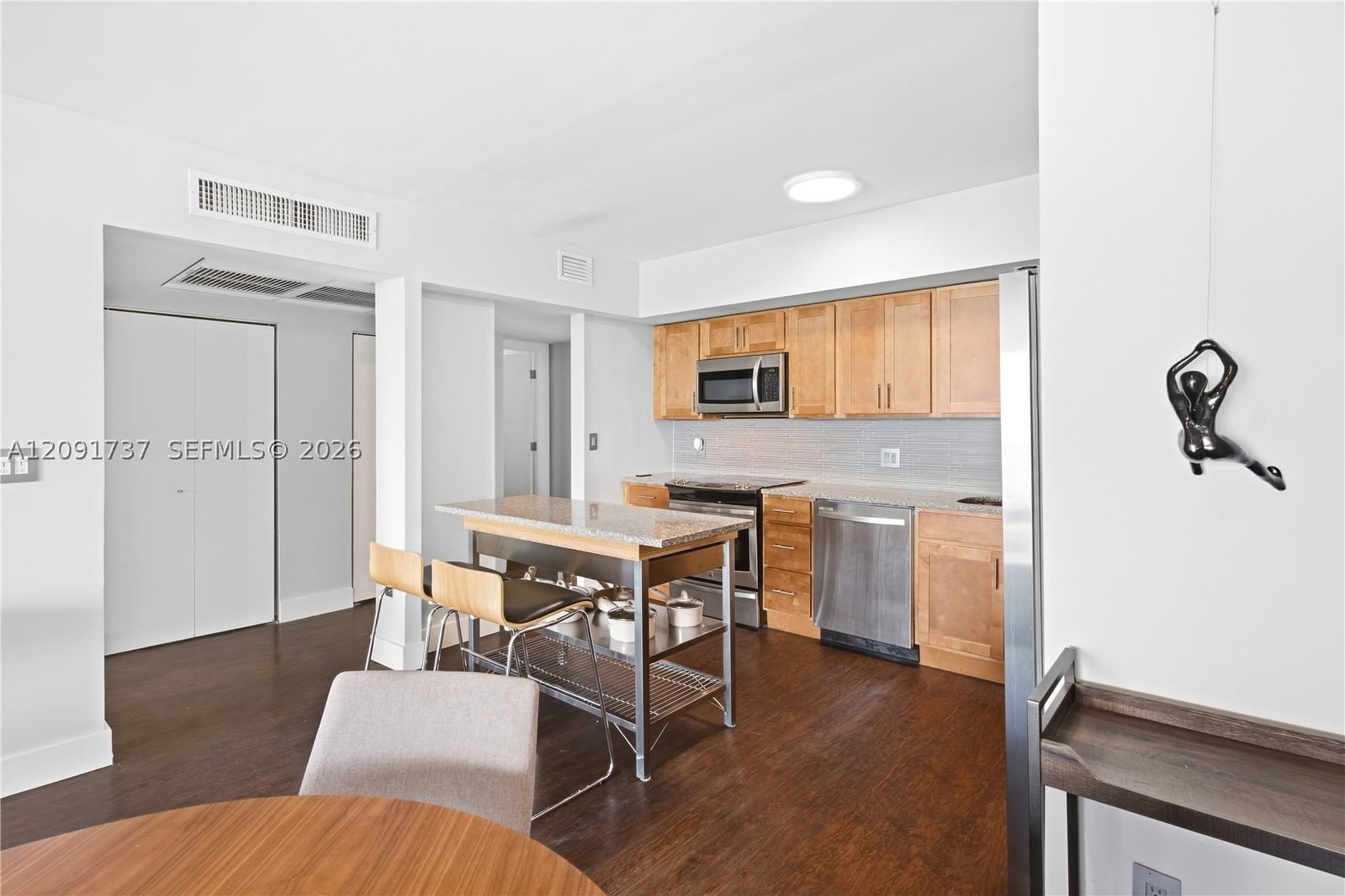 Real estate property located at 19380 Collins Ave #1219, Miami-dade, Oceanview Building B Cond, Sunny Isles Beach, FL