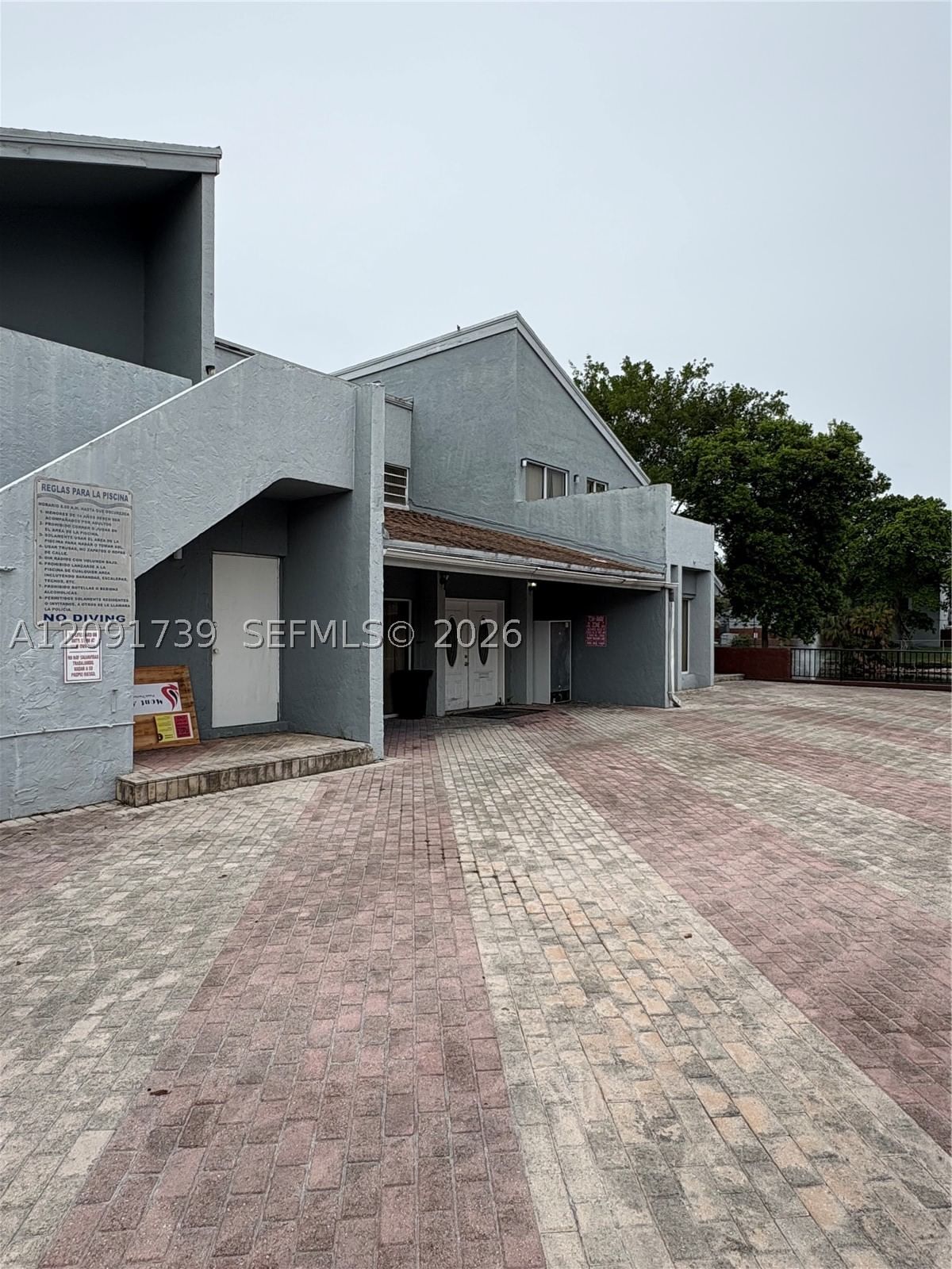 Real estate property located at 1725 60th St F202, Miami-dade, Los Suenos Condo, Hialeah, FL