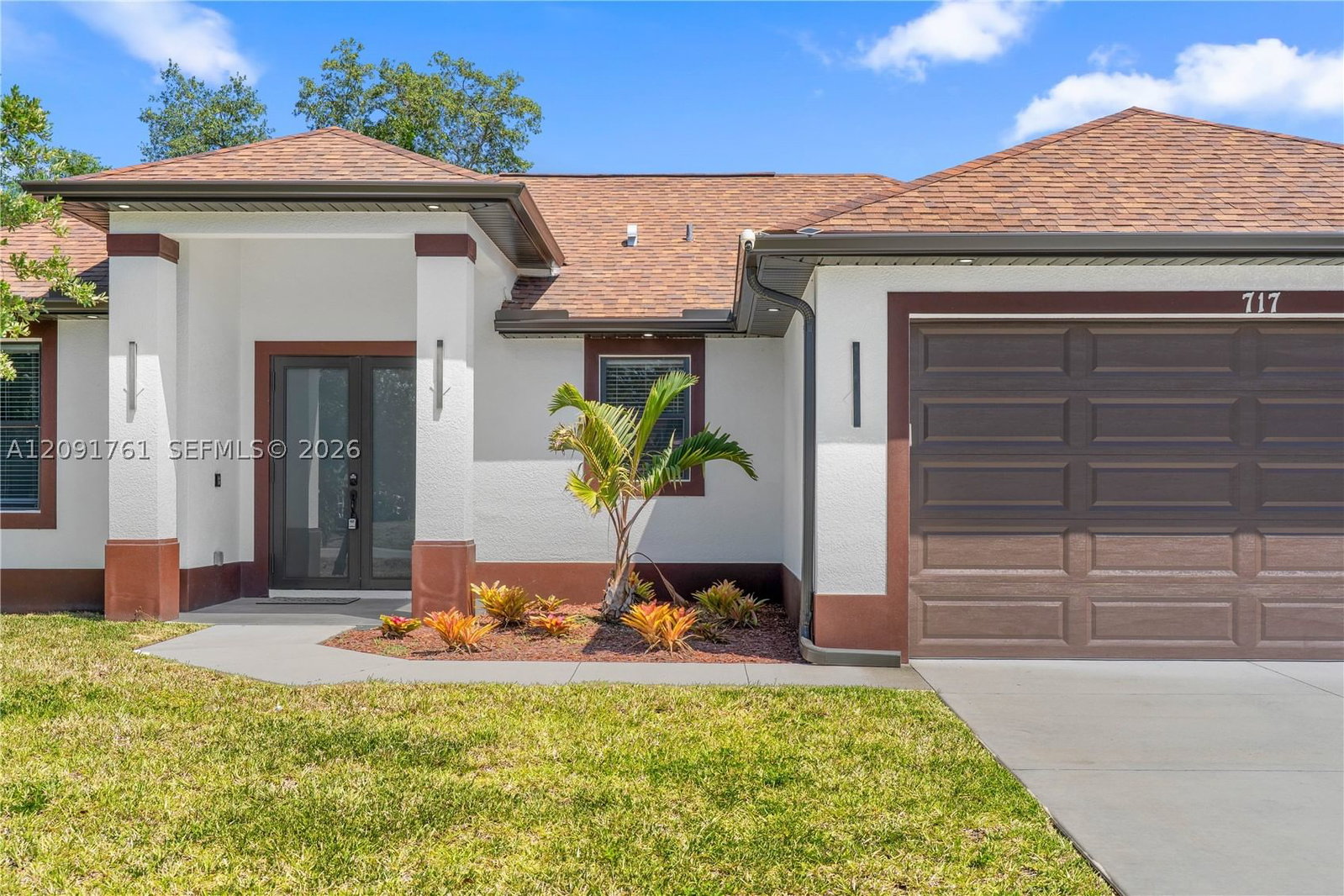 Real estate property located at 165 Patio st, Lee, Lehigh Acres, Lehigh Acres, FL