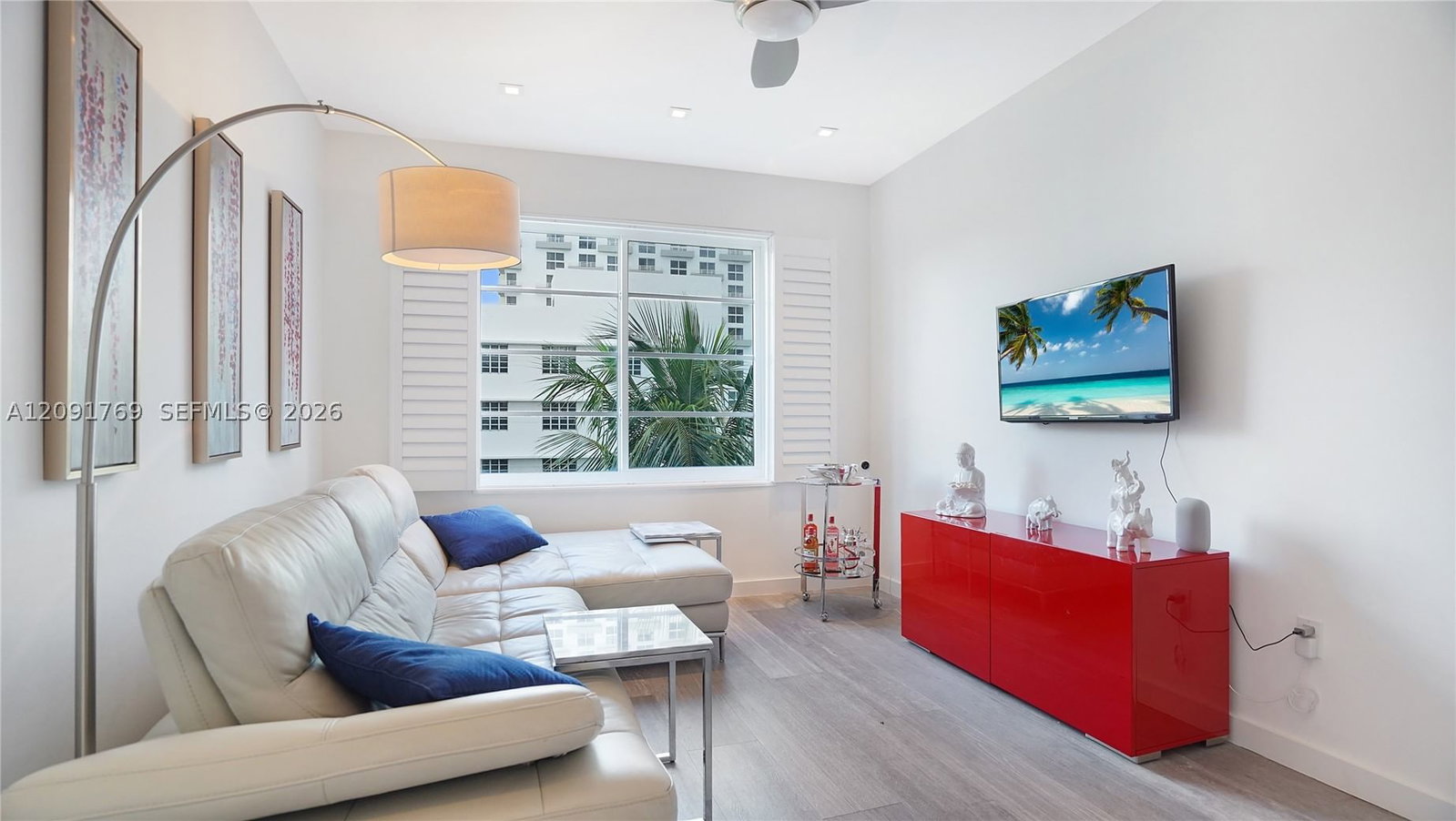 Real estate property located at 1460 Ocean Dr #407, Miami-dade, The Drake Condo, Miami Beach, FL