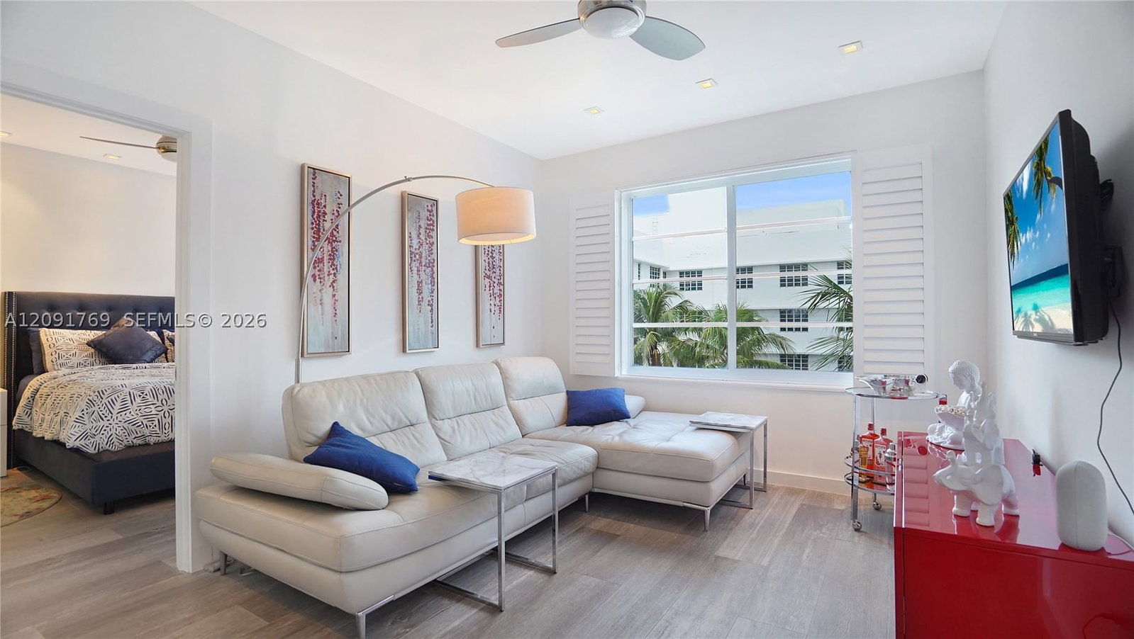 Real estate property located at 1460 Ocean Dr #407, Miami-dade, The Drake Condo, Miami Beach, FL