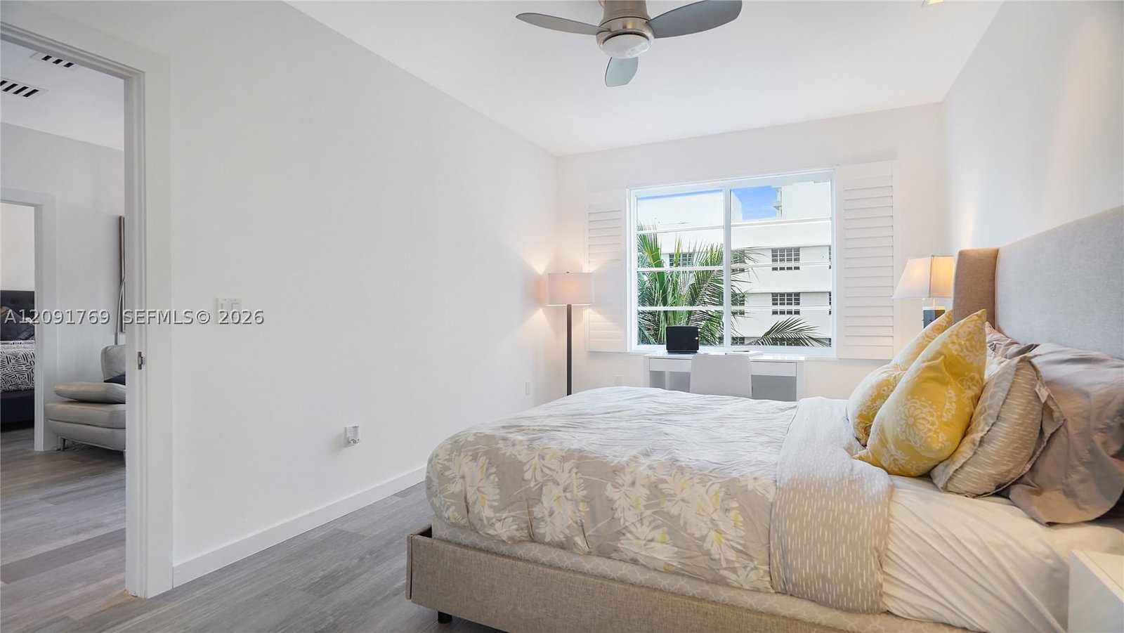 Real estate property located at 1460 Ocean Dr #407, Miami-dade, The Drake Condo, Miami Beach, FL