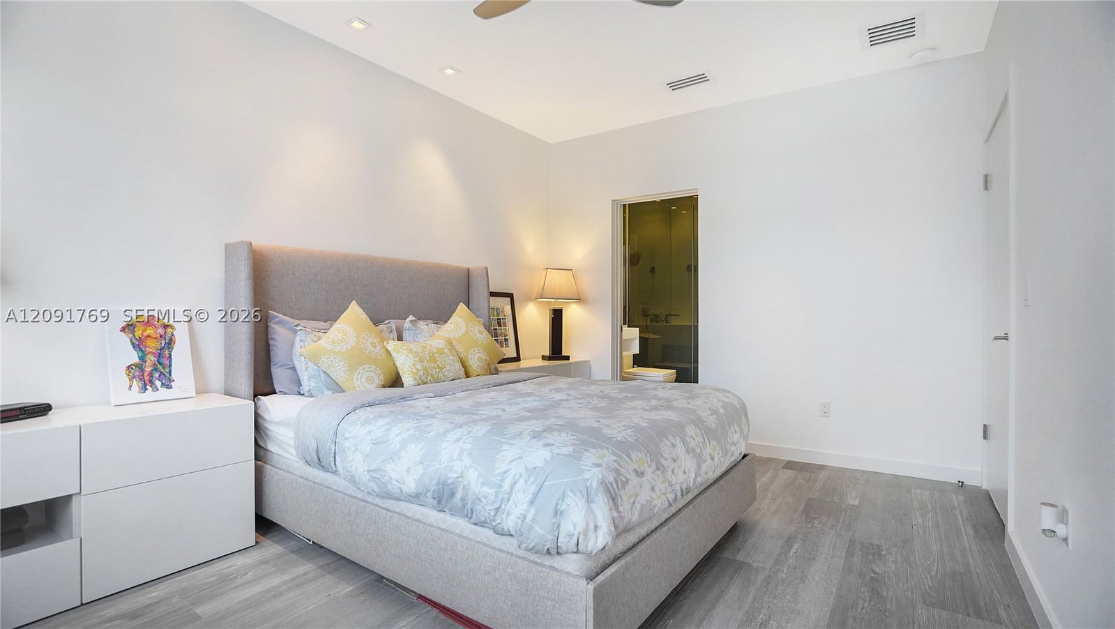 Real estate property located at 1460 Ocean Dr #407, Miami-dade, The Drake Condo, Miami Beach, FL