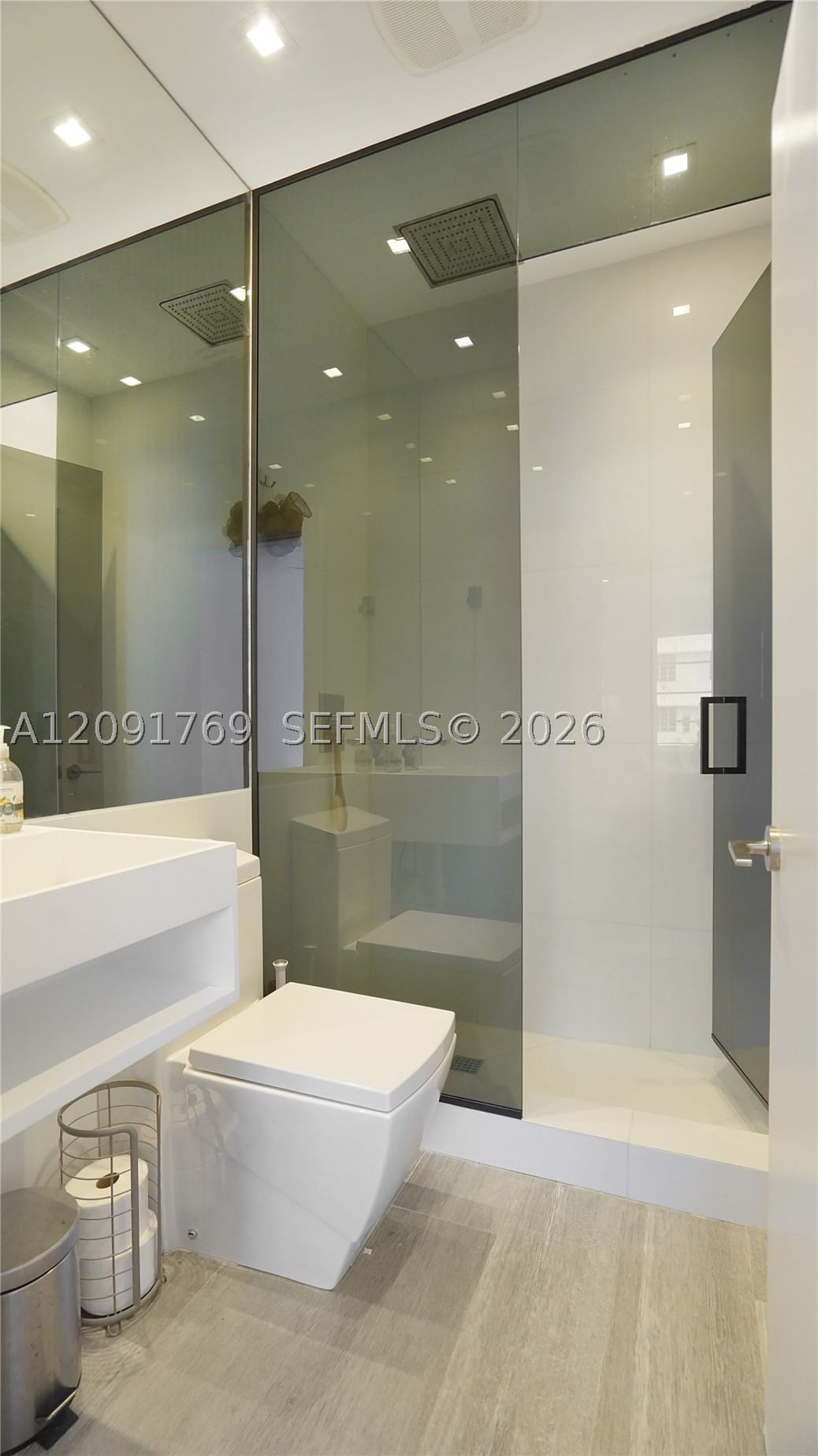 Real estate property located at 1460 Ocean Dr #407, Miami-dade, The Drake Condo, Miami Beach, FL