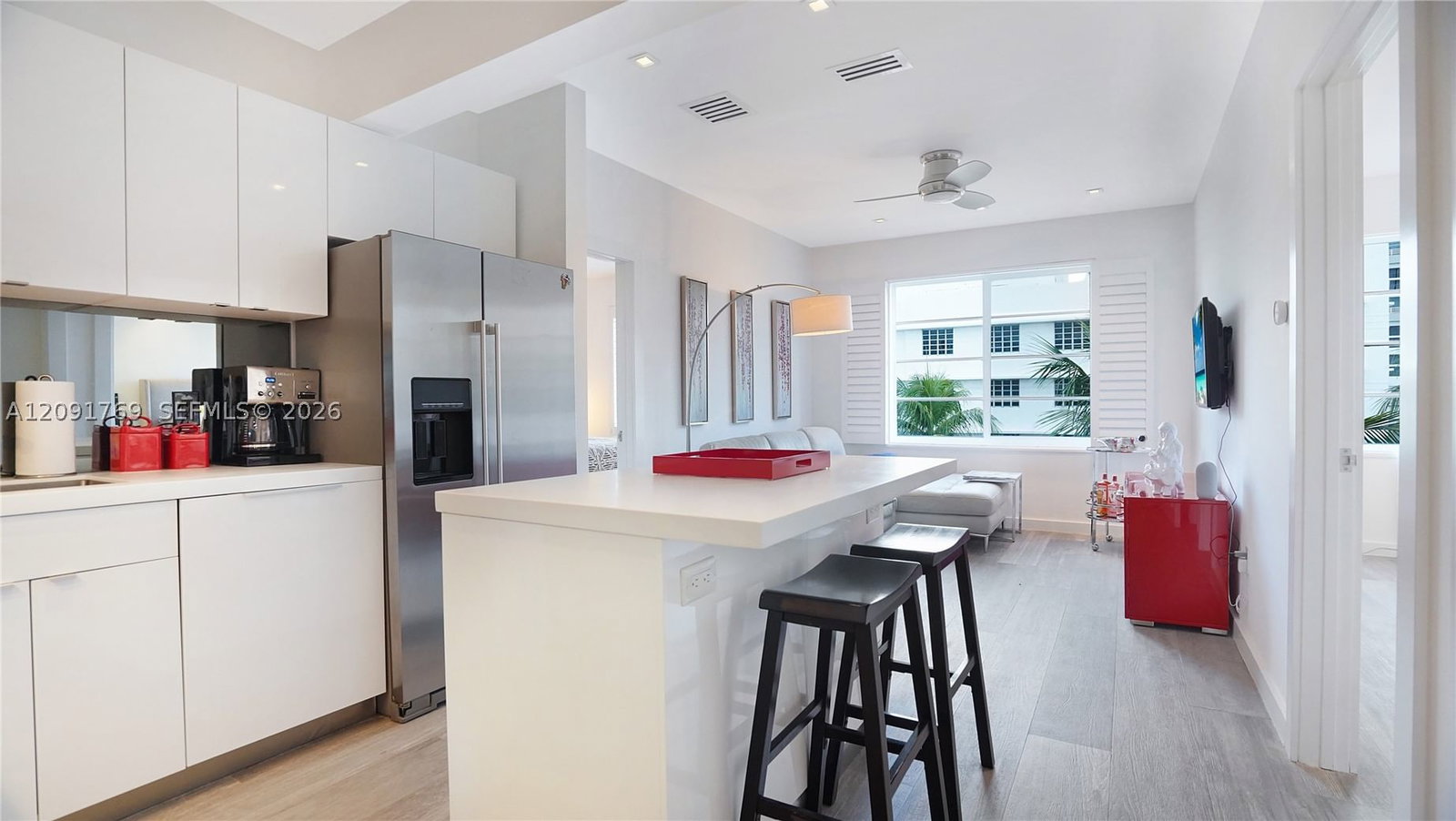 Real estate property located at 1460 Ocean Dr #407, Miami-dade, The Drake Condo, Miami Beach, FL