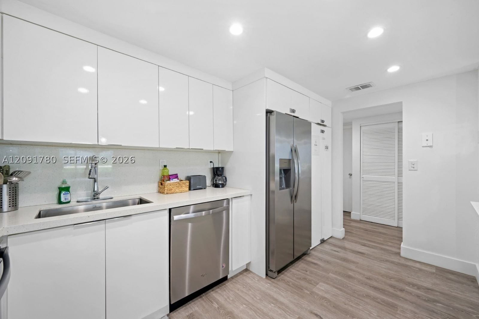 Real estate property located at 19370 Collins Ave #310, Miami-dade, Ocean Reserve Condo, Sunny Isles Beach, FL