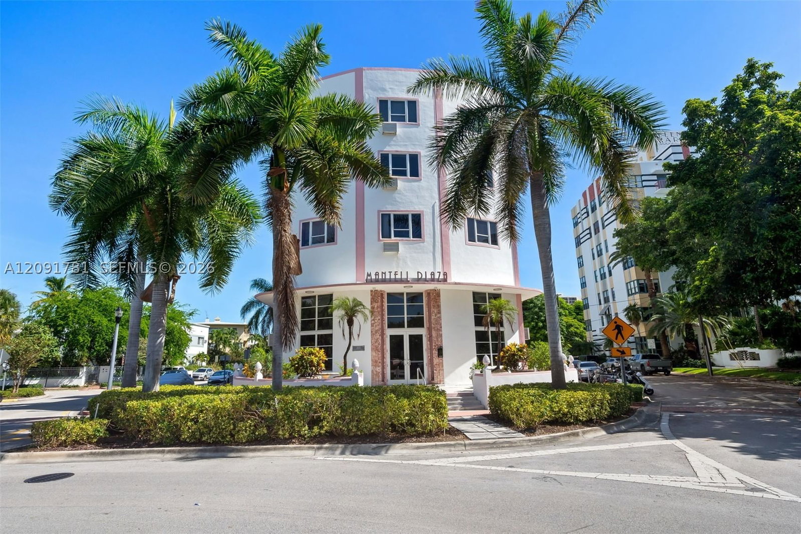 Real estate property located at 255 24th St #330, Miami-dade, The Mantell Condo, Miami Beach, FL