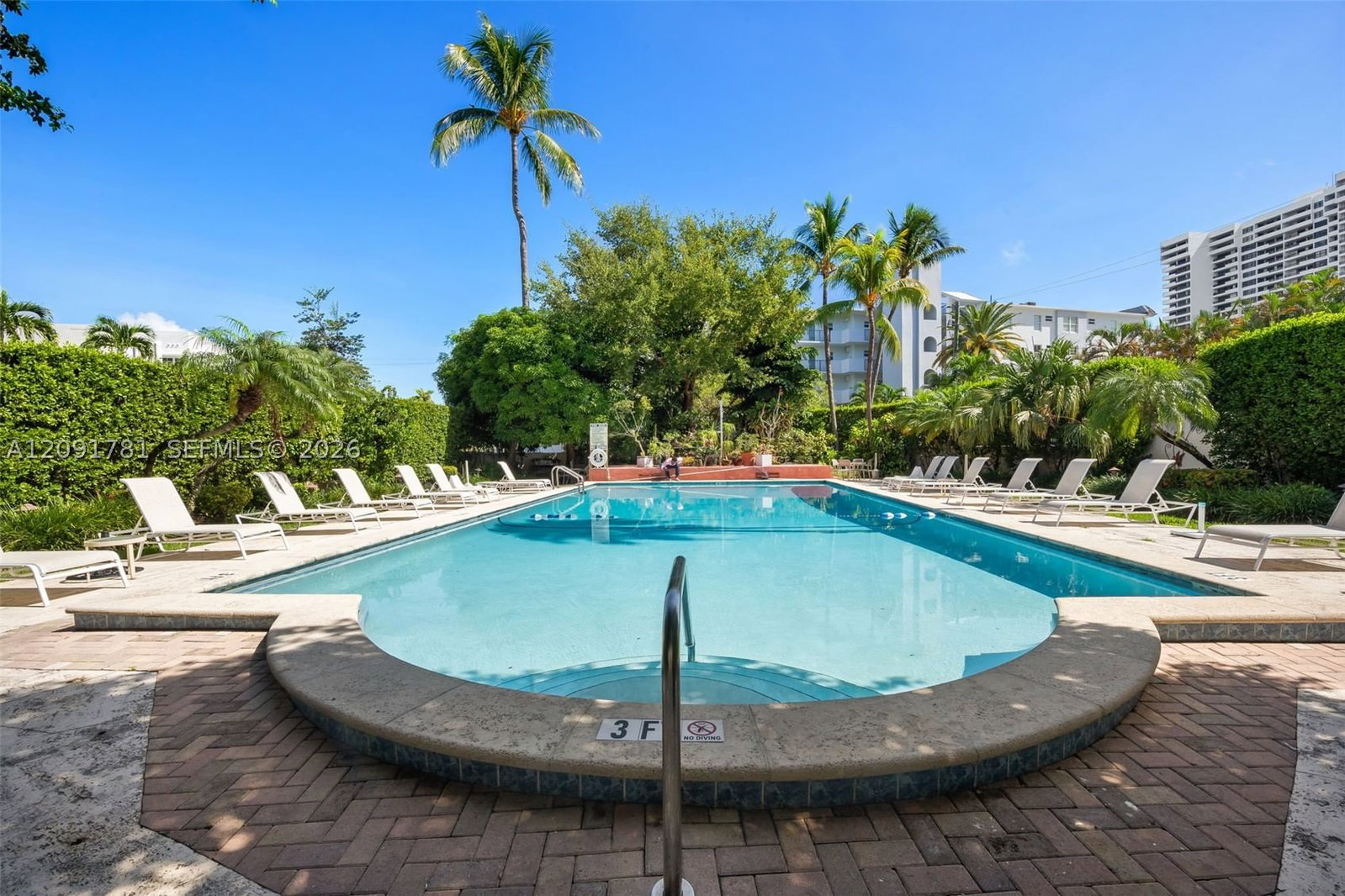 Real estate property located at 255 24th St #330, Miami-dade, The Mantell Condo, Miami Beach, FL