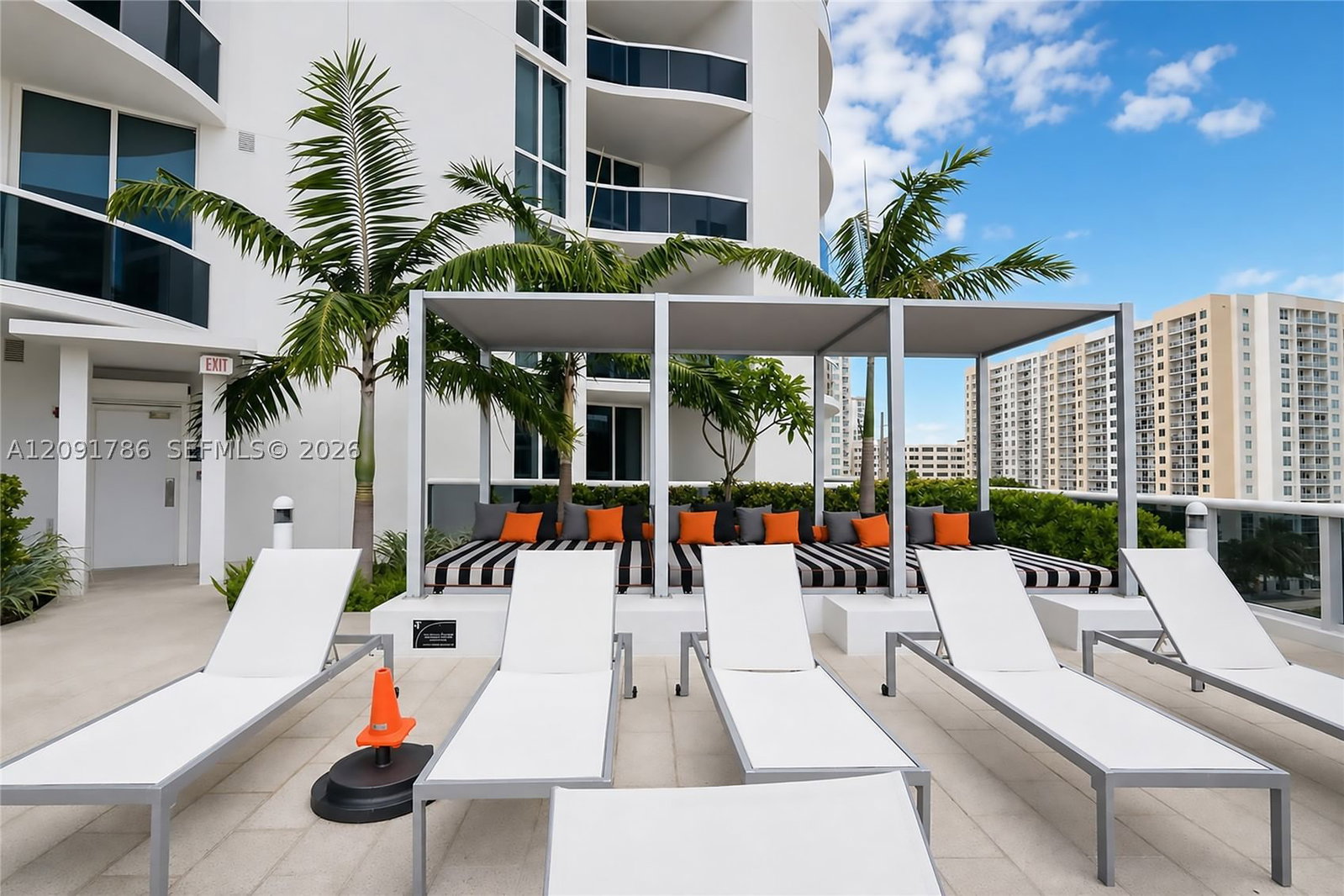 Real estate property located at 15811 Collins Ave #4007, Miami-dade, Tdr Tower Iii Condo, Sunny Isles Beach, FL