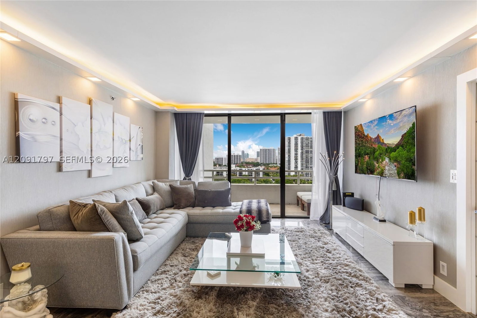Real estate property located at 20355 34th Ct #1422, Miami-dade, Delvista Towers Condo, Aventura, FL