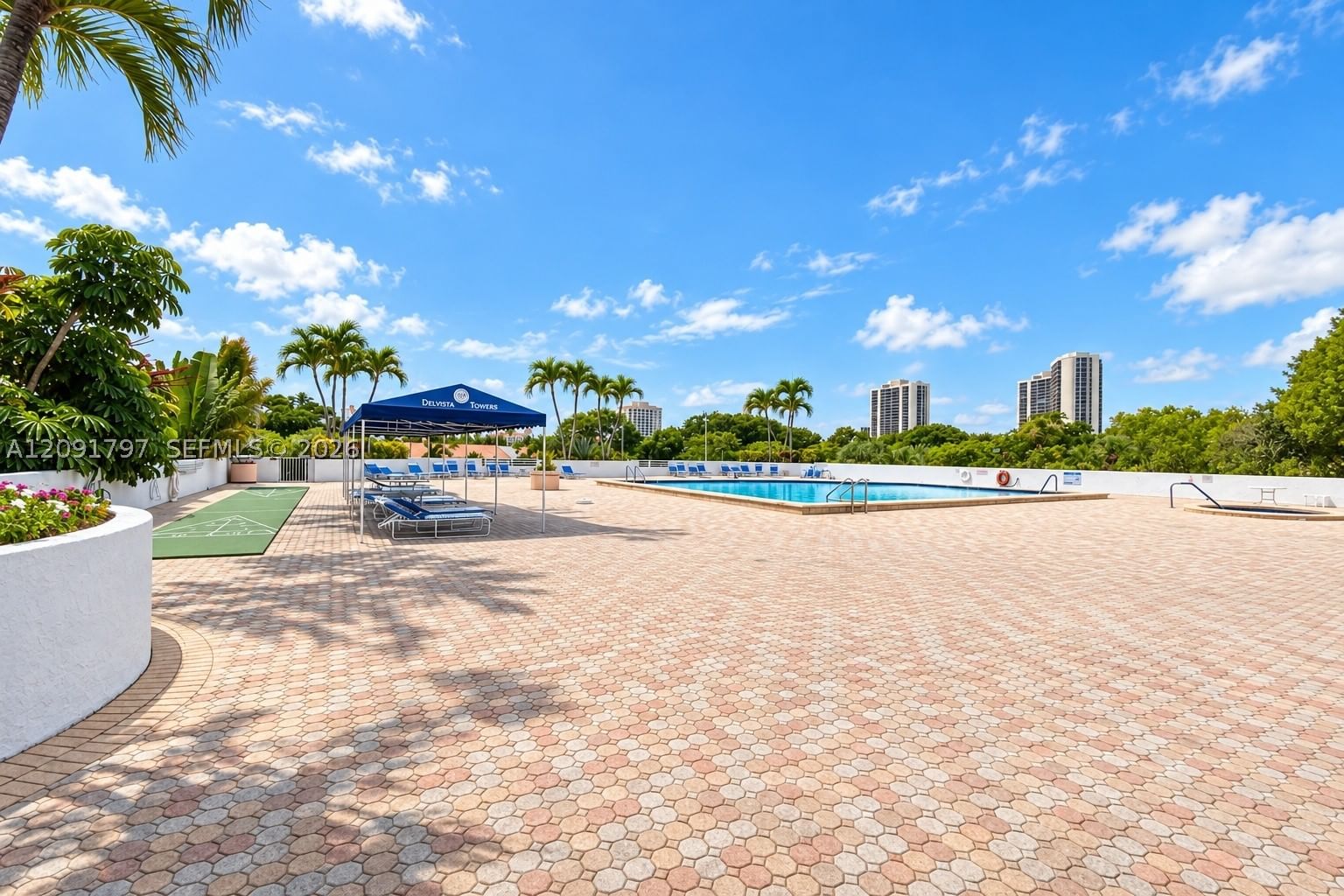 Real estate property located at 20355 34th Ct #1422, Miami-dade, Delvista Towers Condo, Aventura, FL