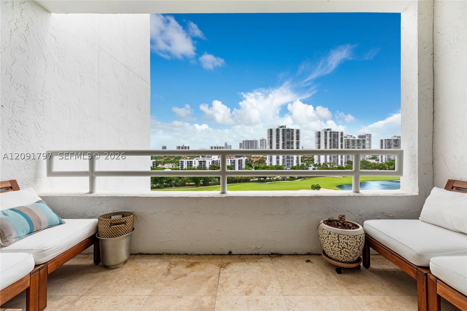 Real estate property located at 20355 34th Ct #1422, Miami-dade, Delvista Towers Condo, Aventura, FL