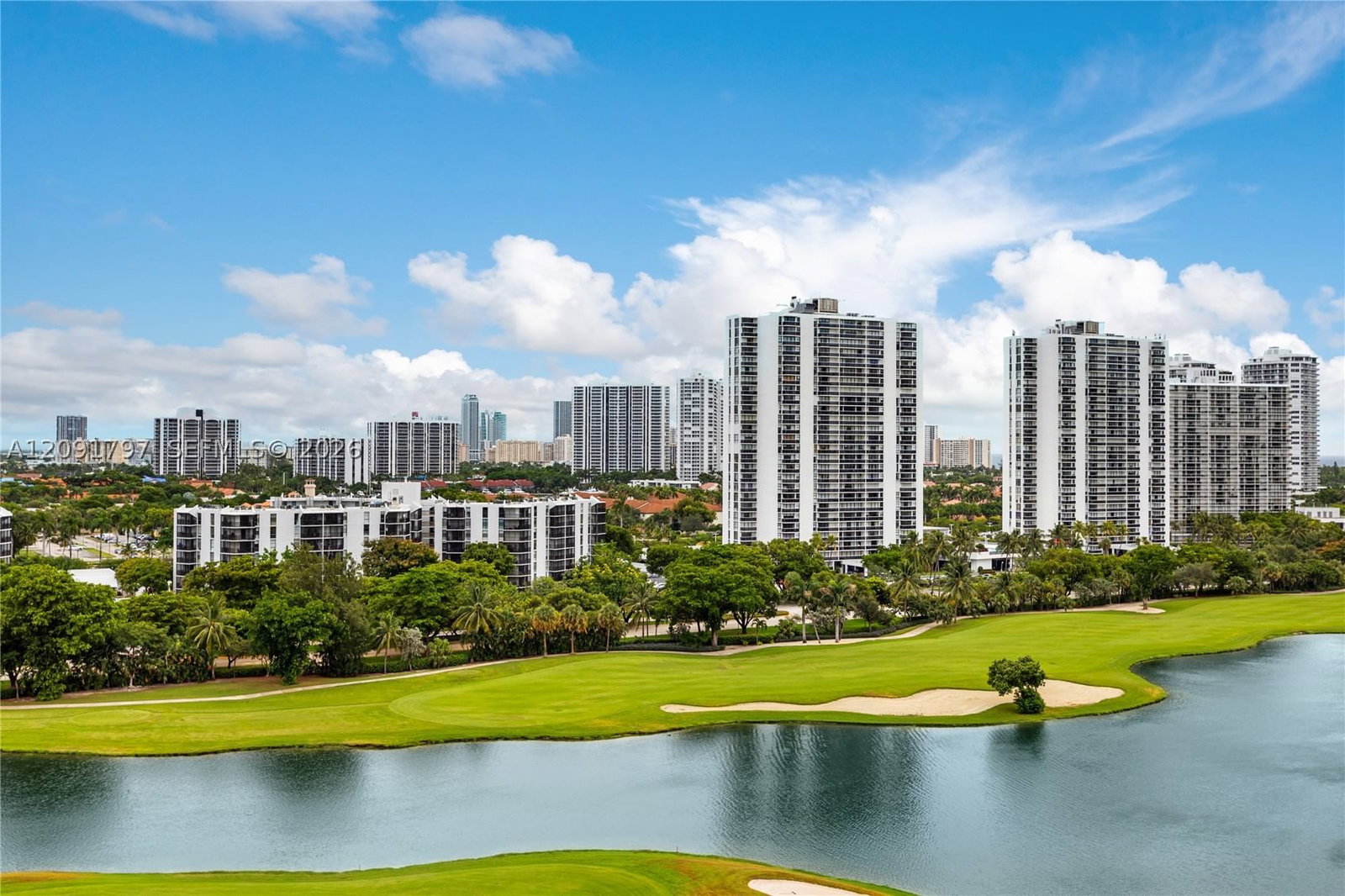 Real estate property located at 20355 34th Ct #1422, Miami-dade, Delvista Towers Condo, Aventura, FL