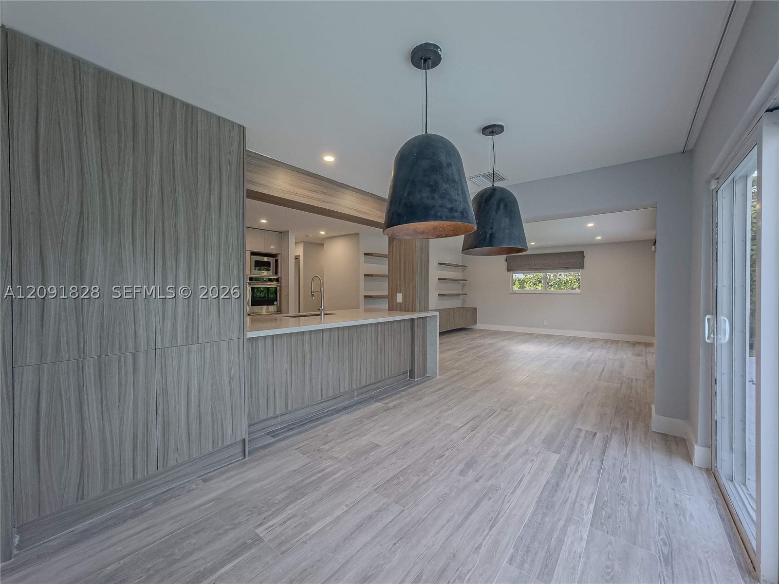 Real estate property located at 20405 22nd Pl, Miami-dade, Highland Oak Gardens Sec, Miami, FL