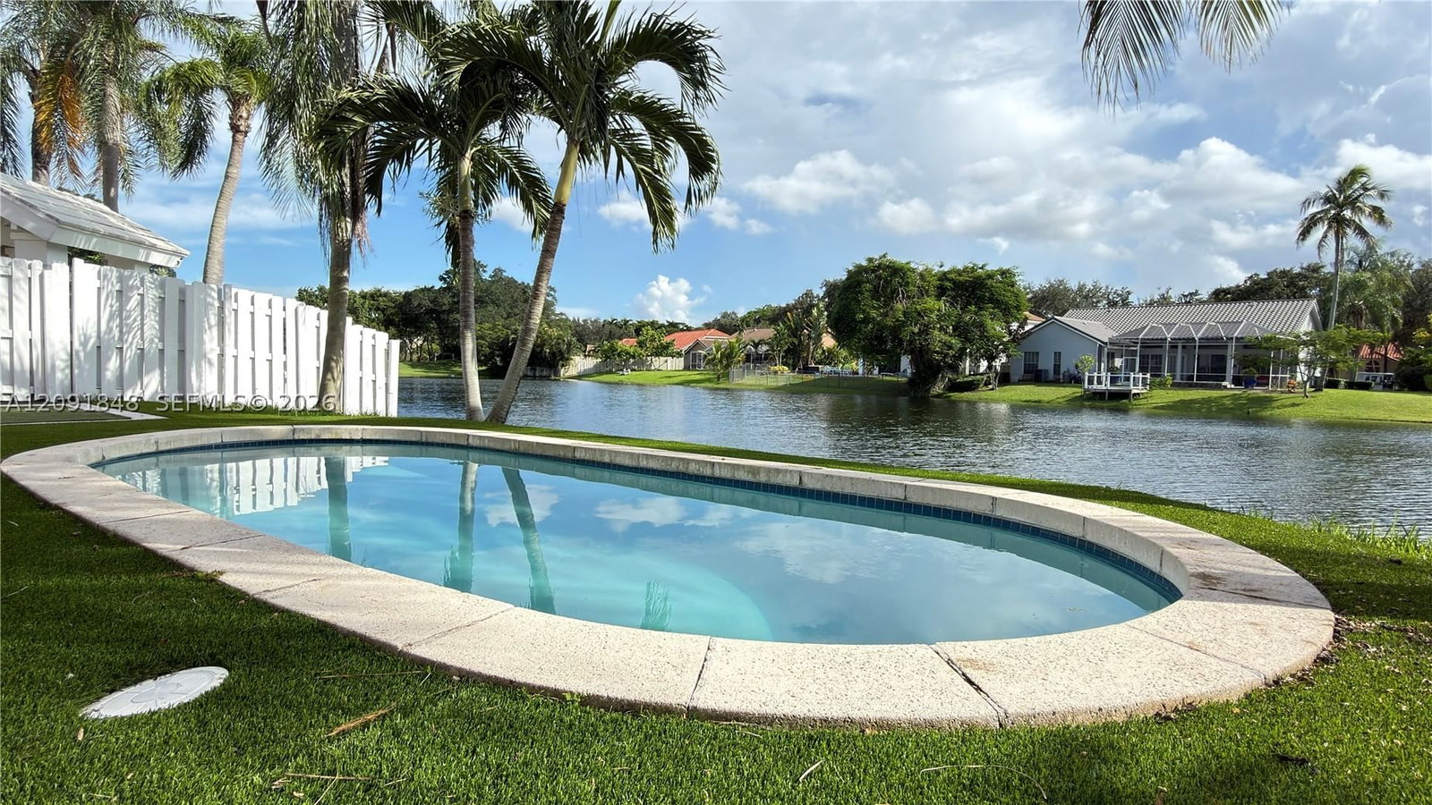 Real estate property located at 13950 Oak Ridge Dr, Broward, Shenandoah Section Two, Davie, FL