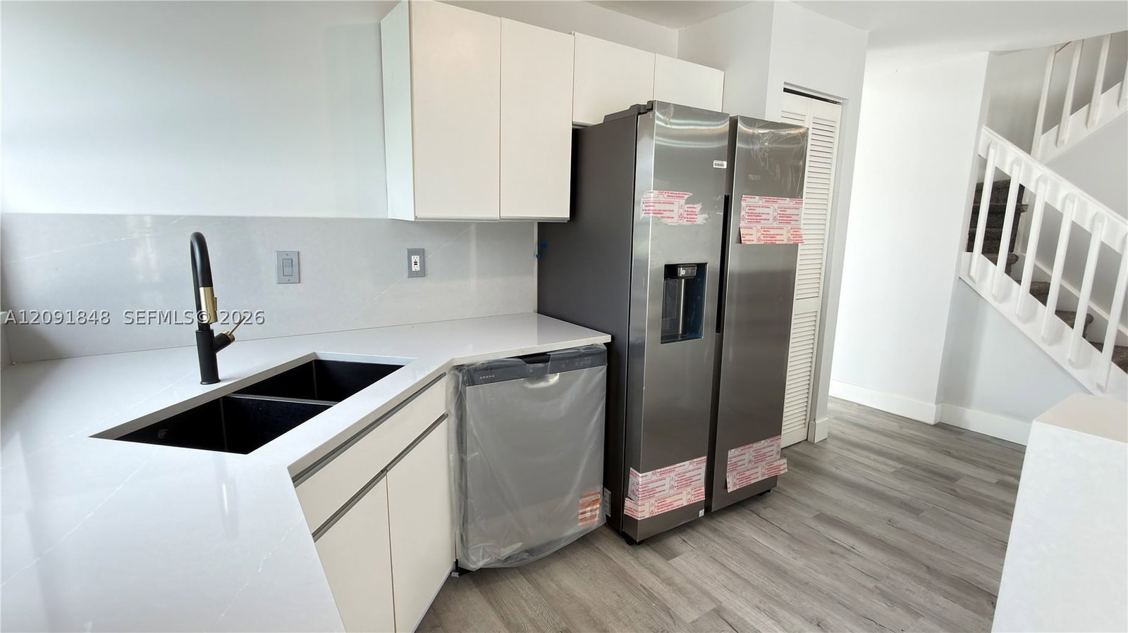 Real estate property located at 13950 Oak Ridge Dr, Broward, Shenandoah Section Two, Davie, FL