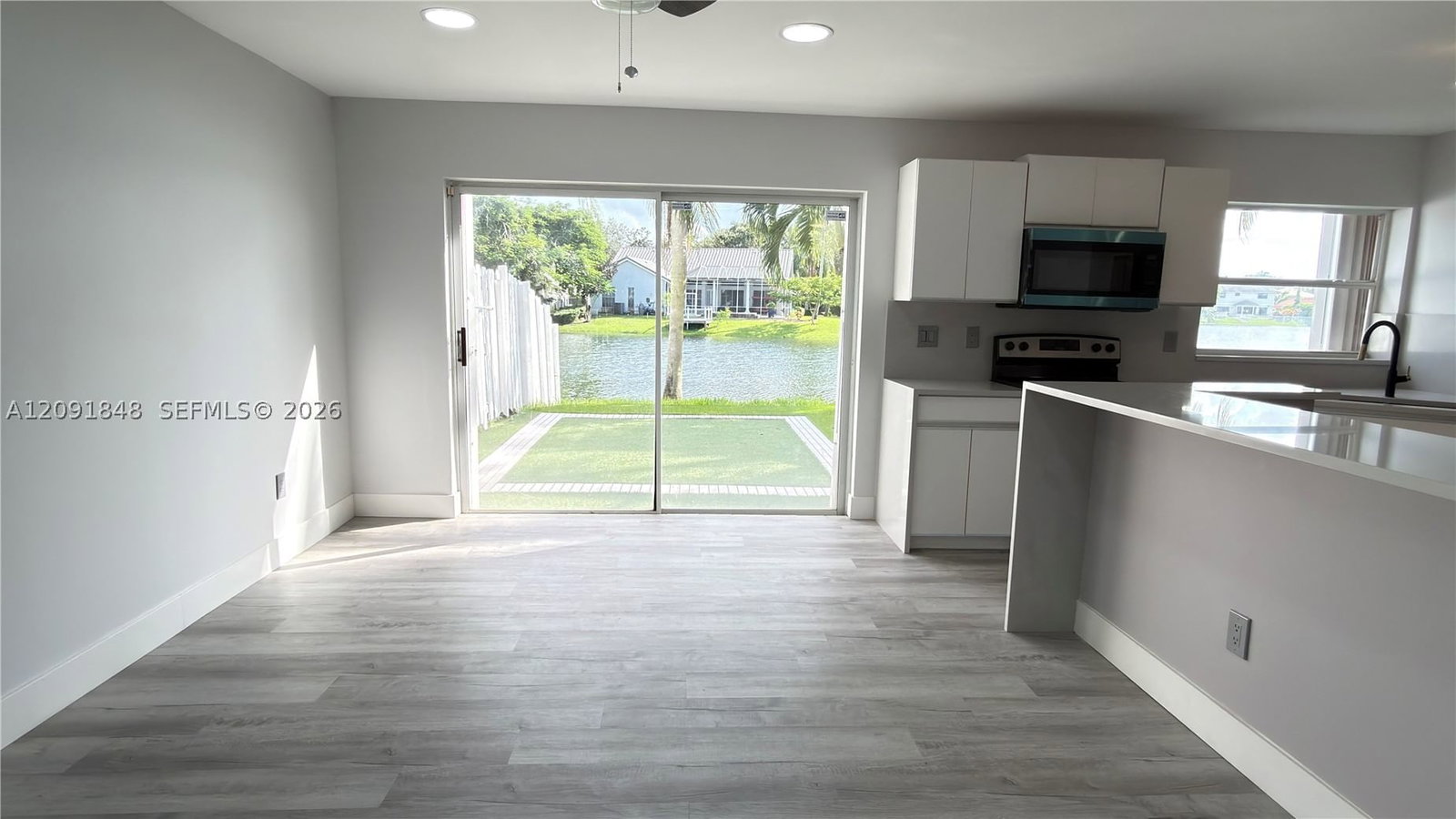 Real estate property located at 13950 Oak Ridge Dr, Broward, Shenandoah Section Two, Davie, FL