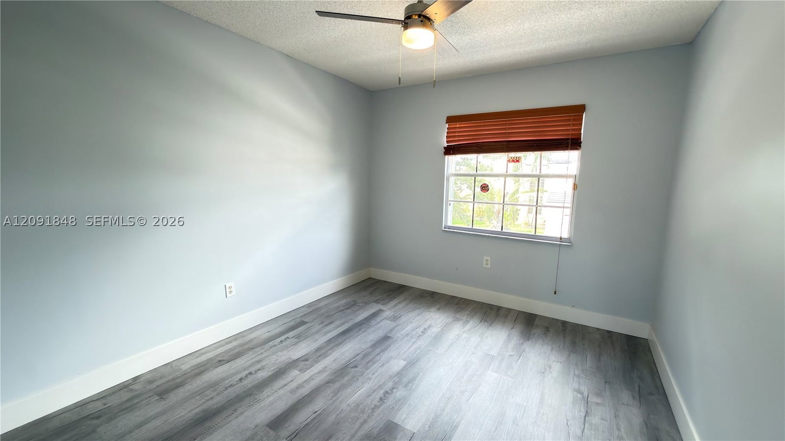 Real estate property located at 13950 Oak Ridge Dr, Broward, Shenandoah Section Two, Davie, FL