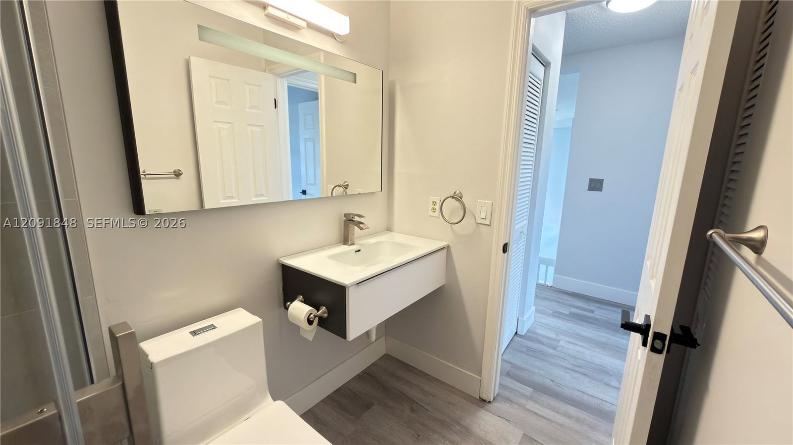 Real estate property located at 13950 Oak Ridge Dr, Broward, Shenandoah Section Two, Davie, FL
