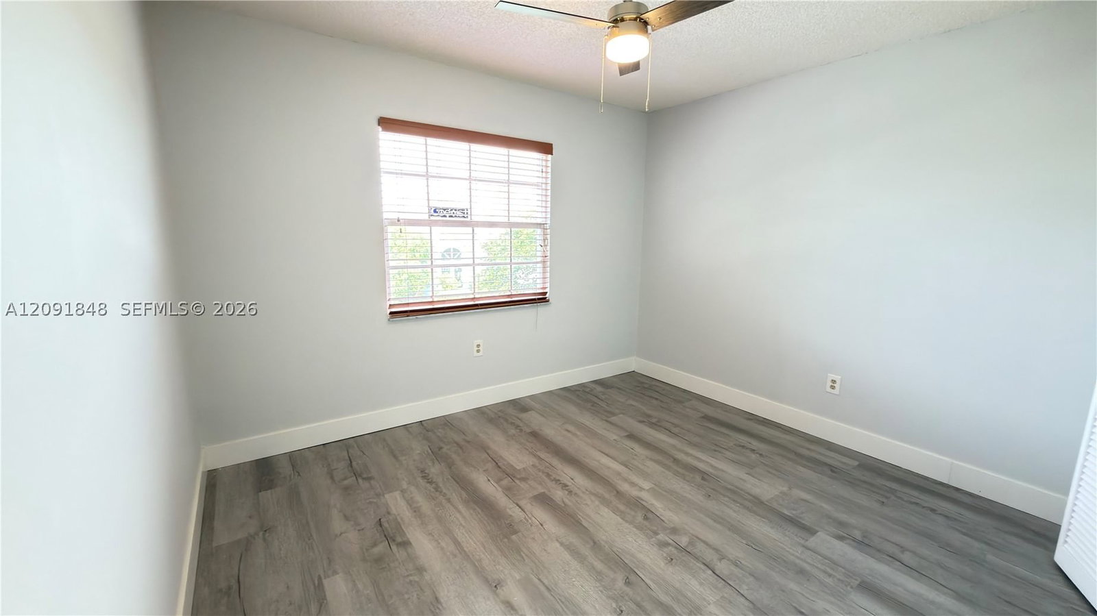 Real estate property located at 13950 Oak Ridge Dr, Broward, Shenandoah Section Two, Davie, FL